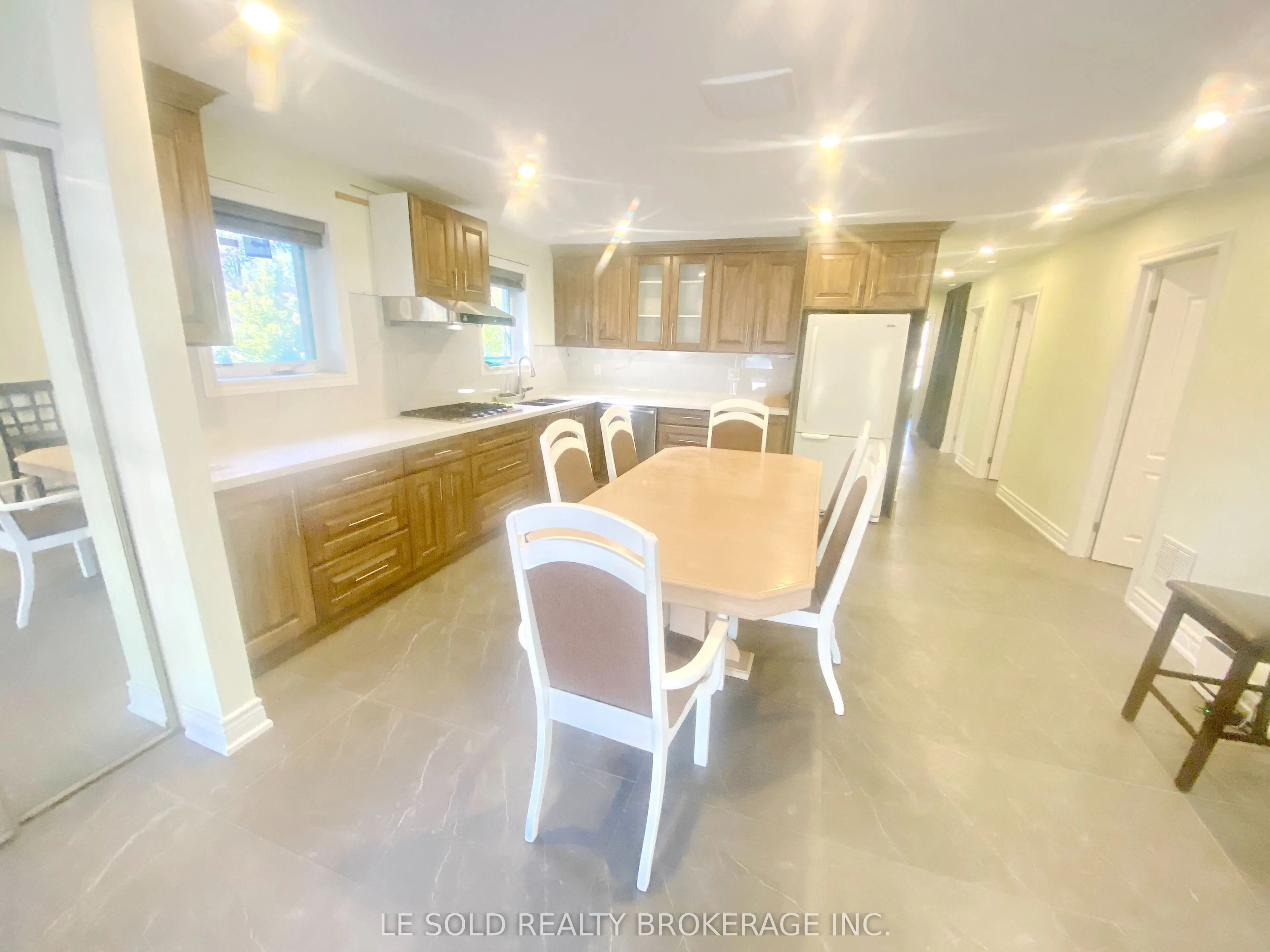2 Chipwood Crescent #Upper