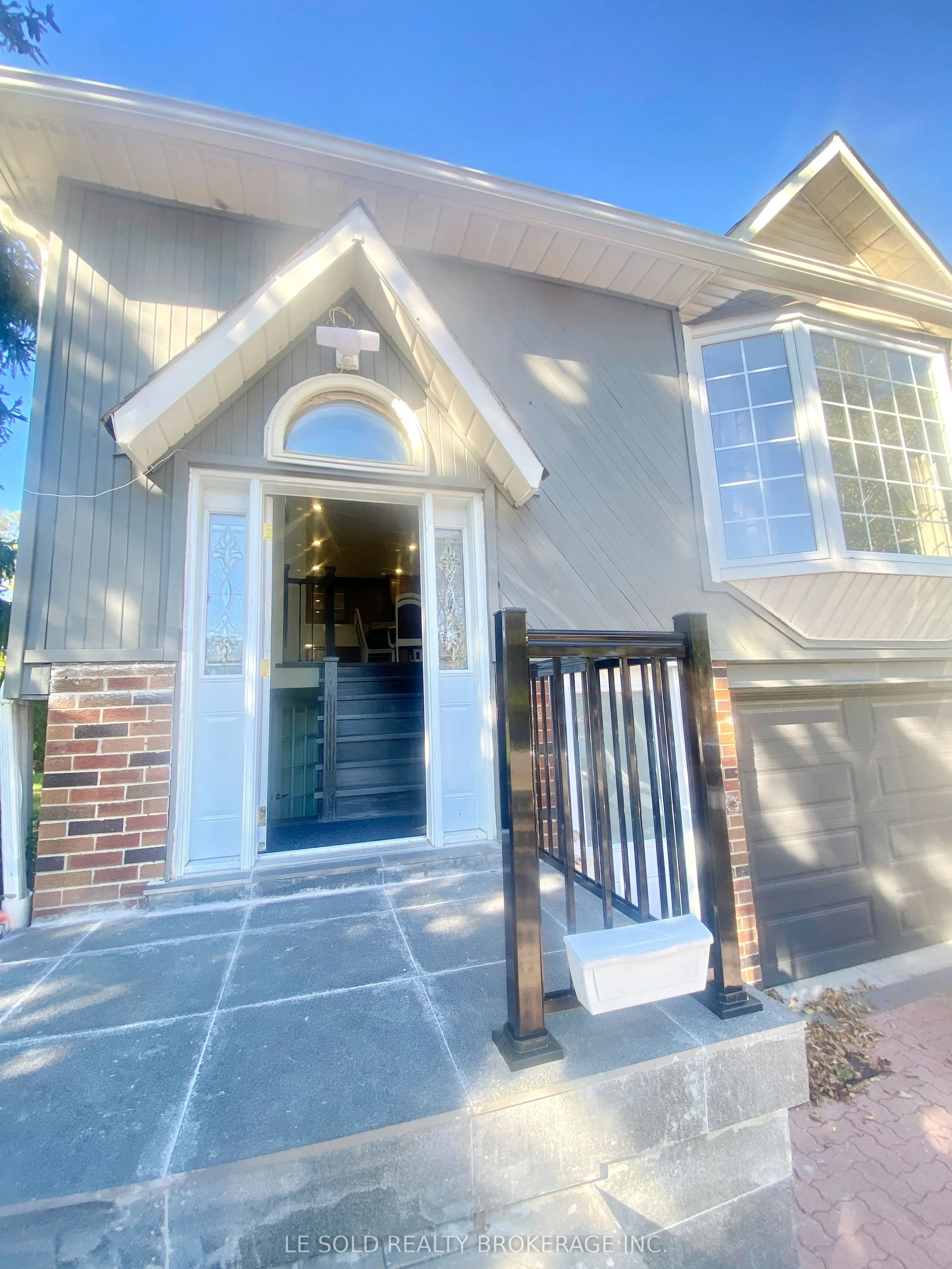 2 Chipwood Crescent #Upper