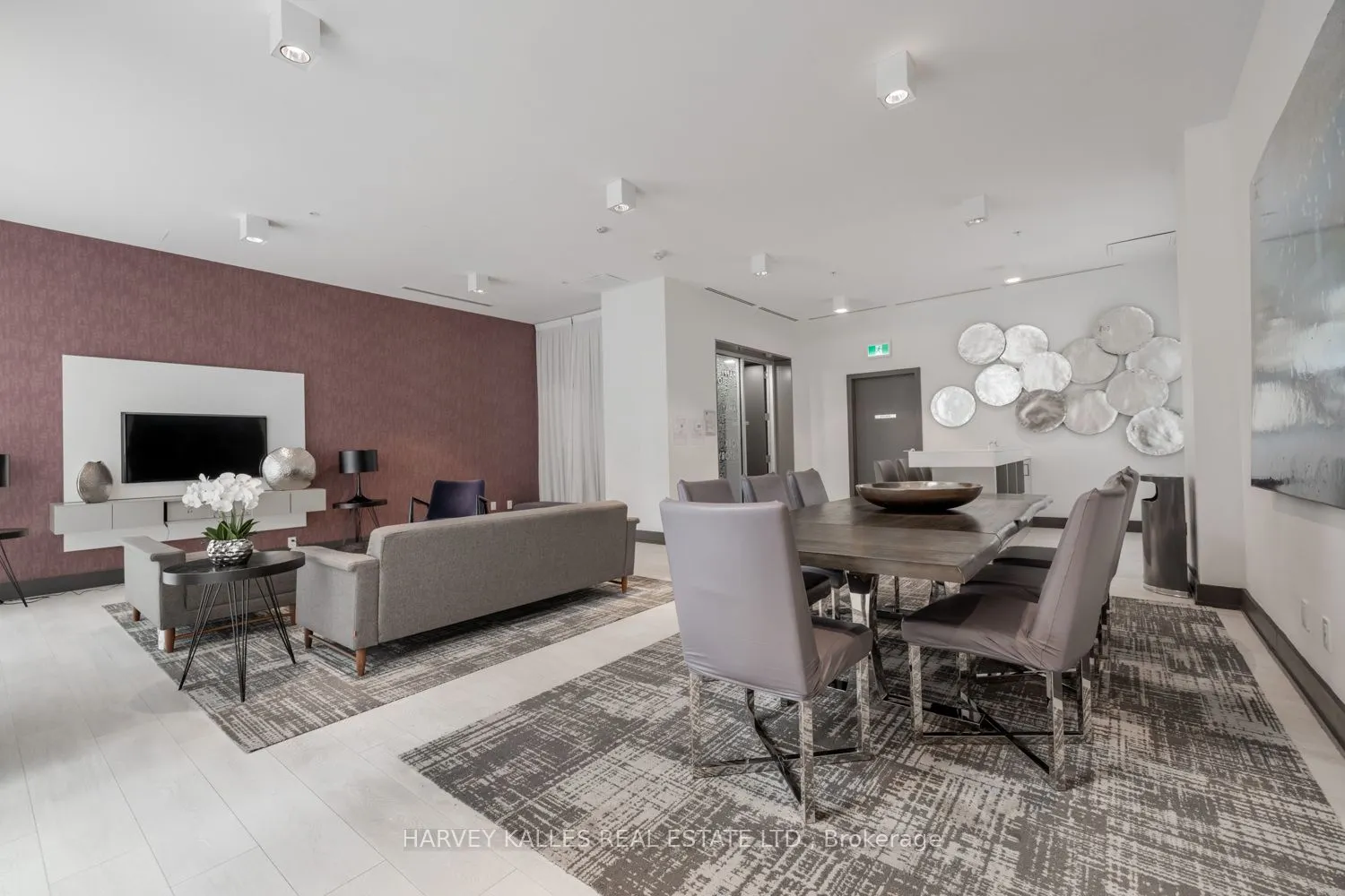 68 Merton Street #202