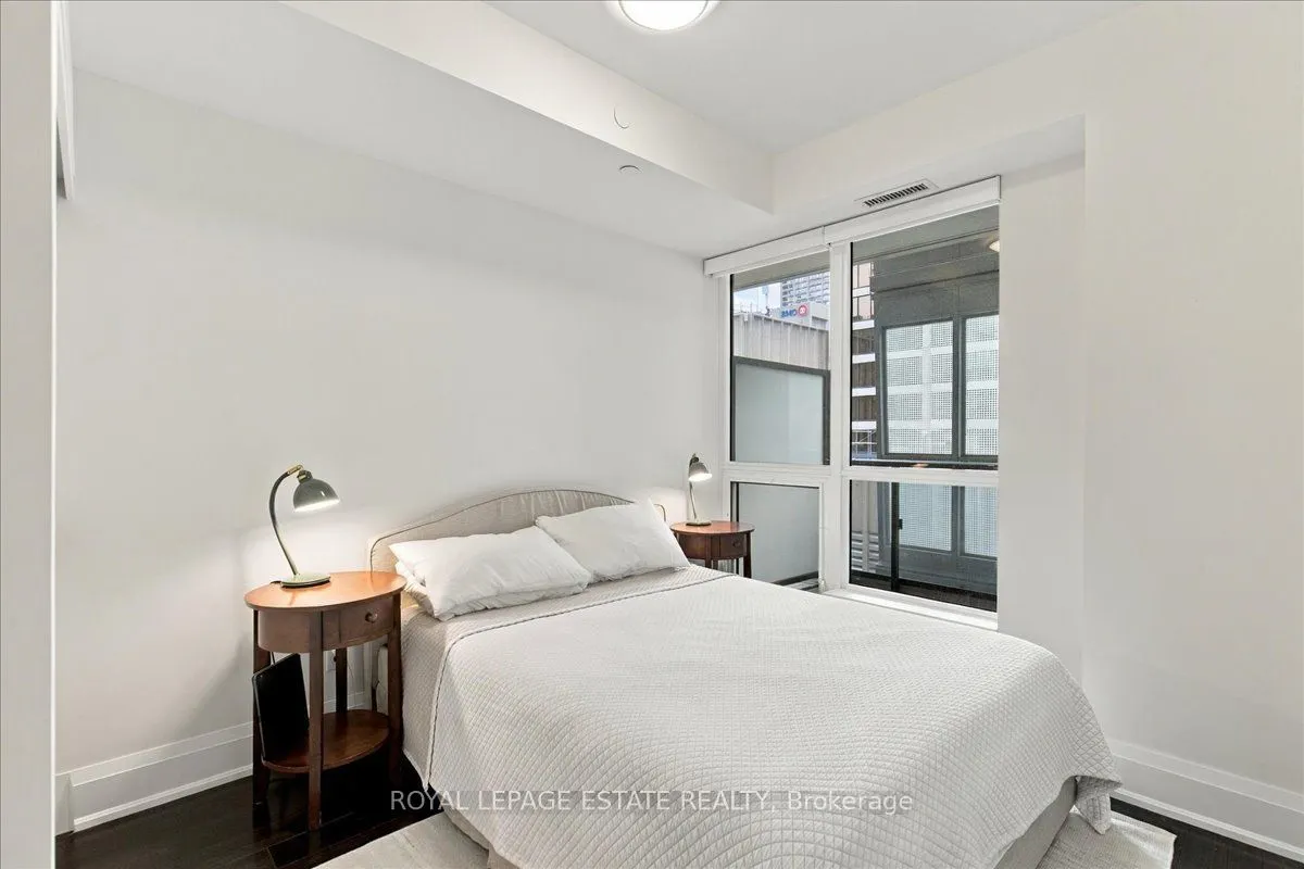 88 Cumberland Street #1201