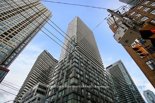 101 PETER Street #602