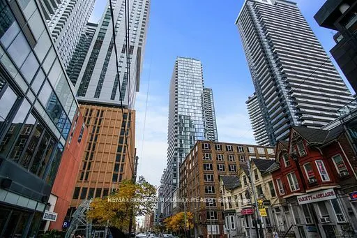 101 PETER Street #602