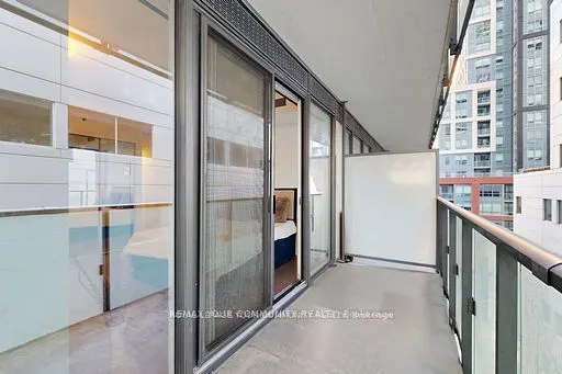 101 PETER Street #602