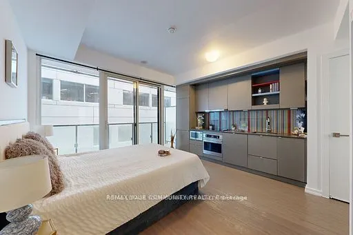 101 PETER Street #602