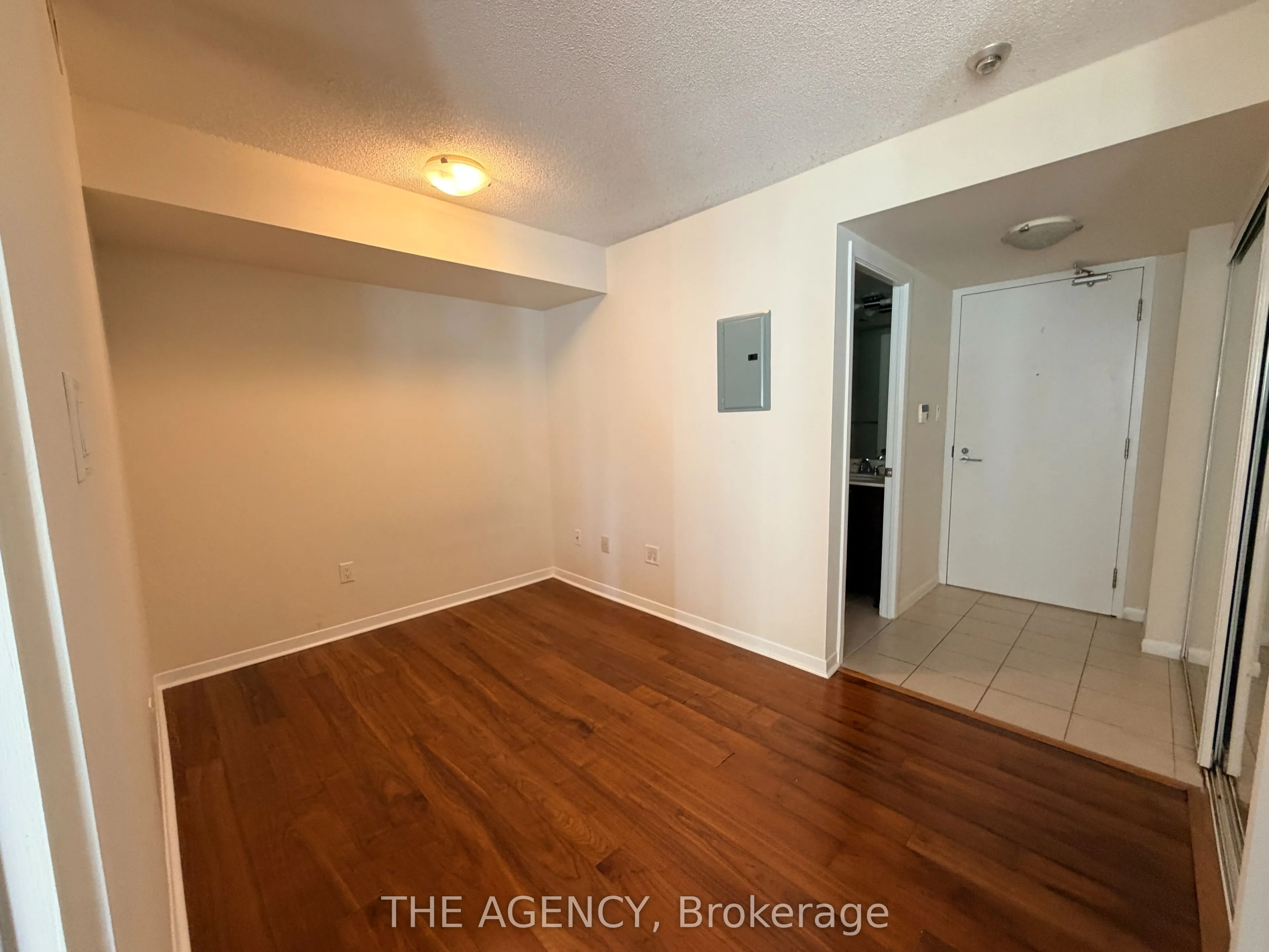 38 Grenville Street #1008