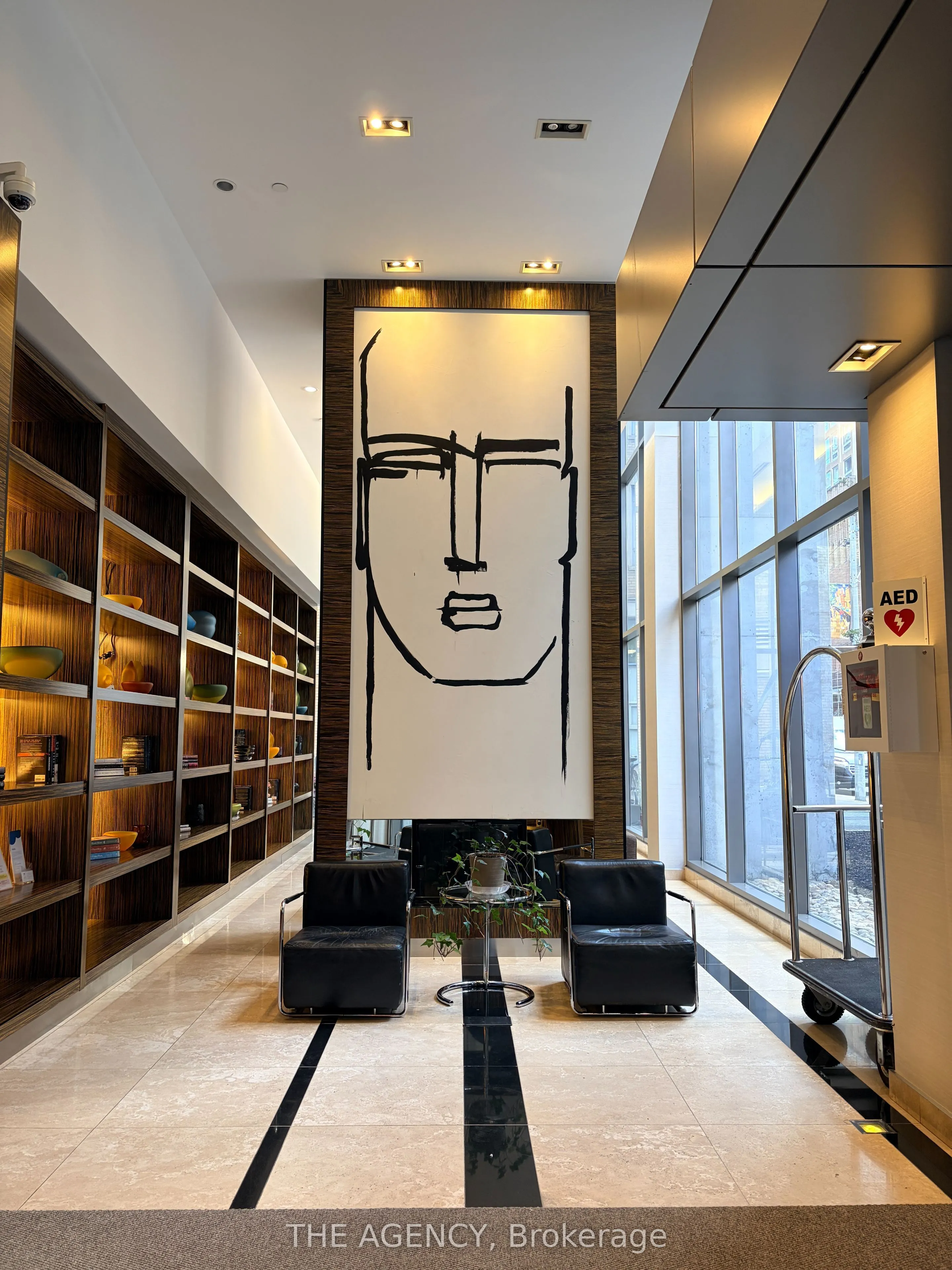 38 Grenville Street #1008