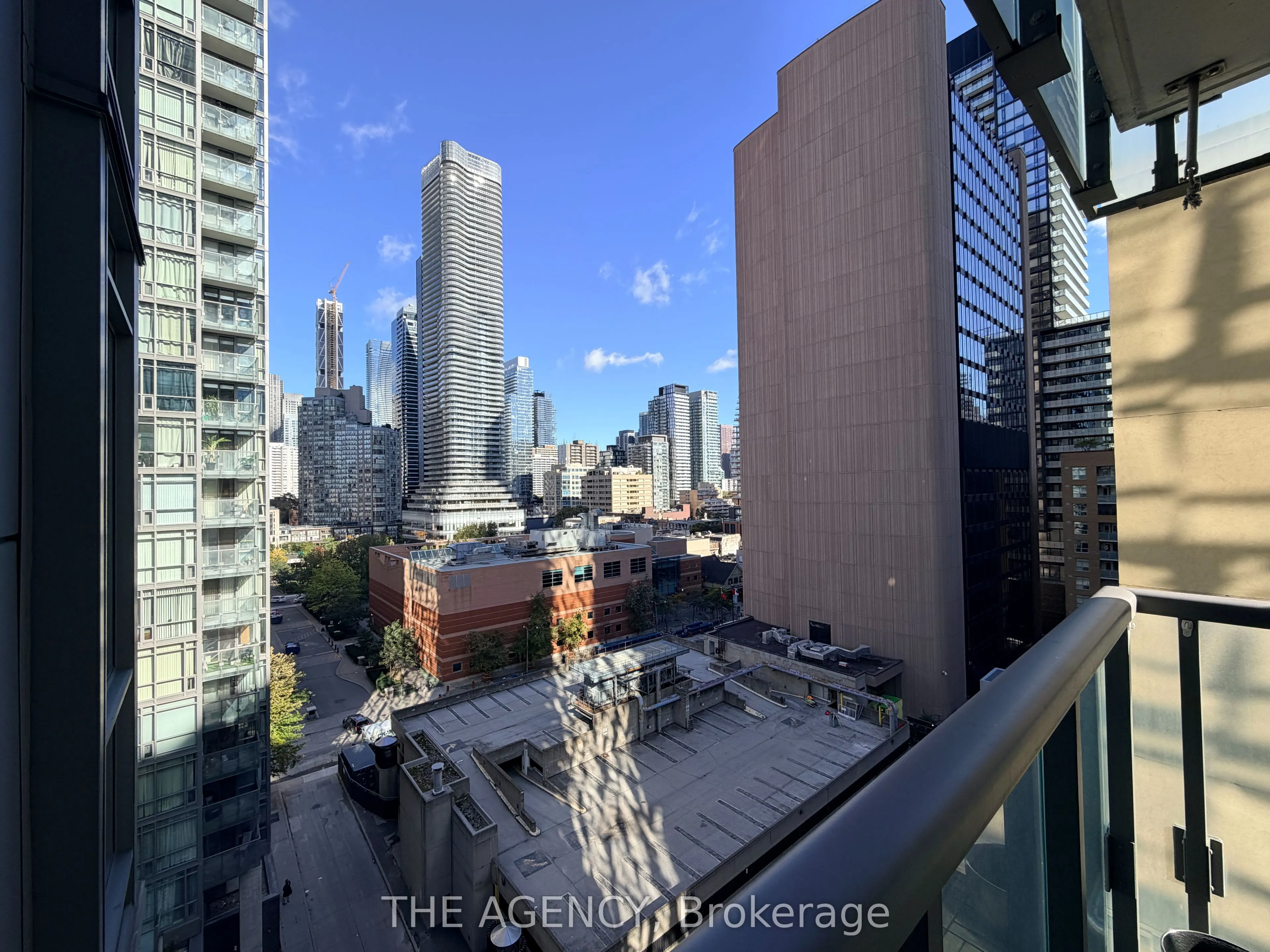 38 Grenville Street #1008