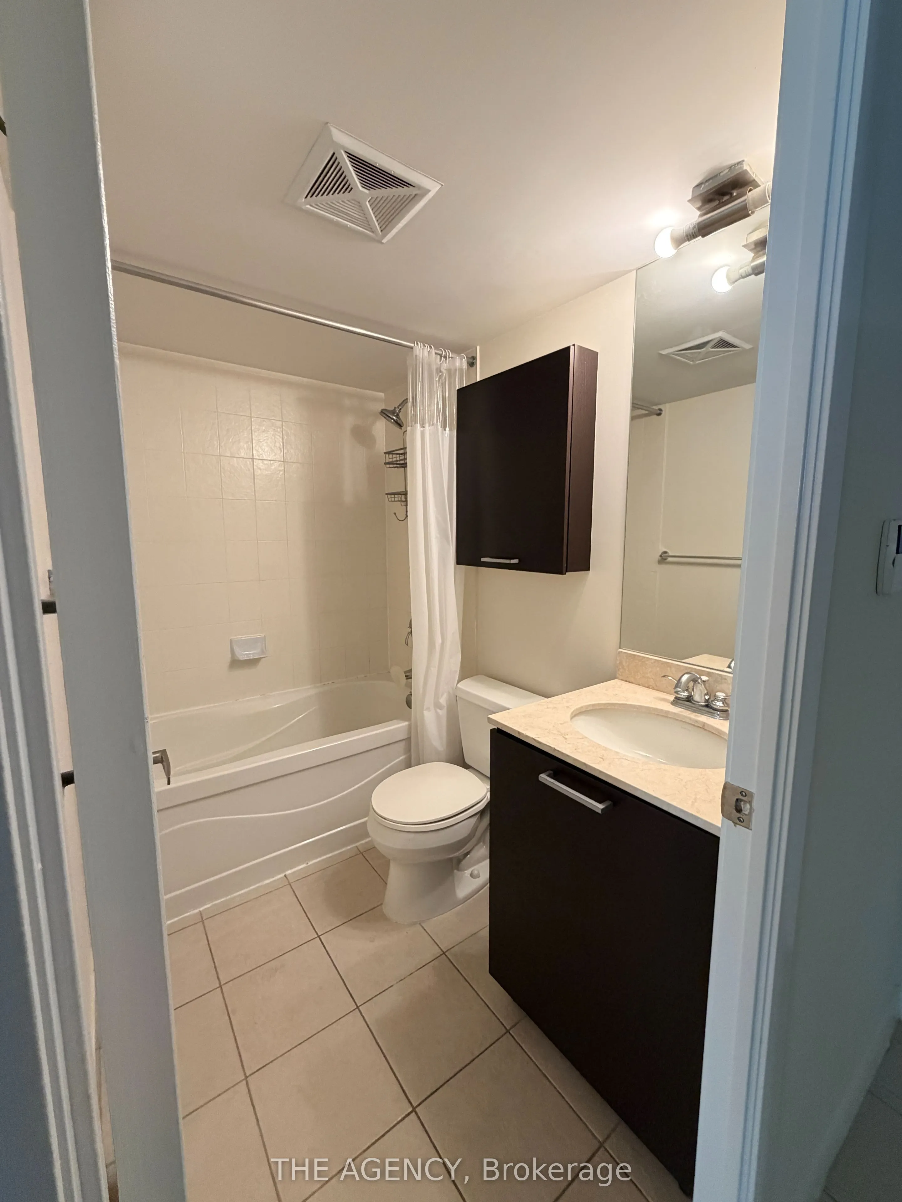 38 Grenville Street #1008