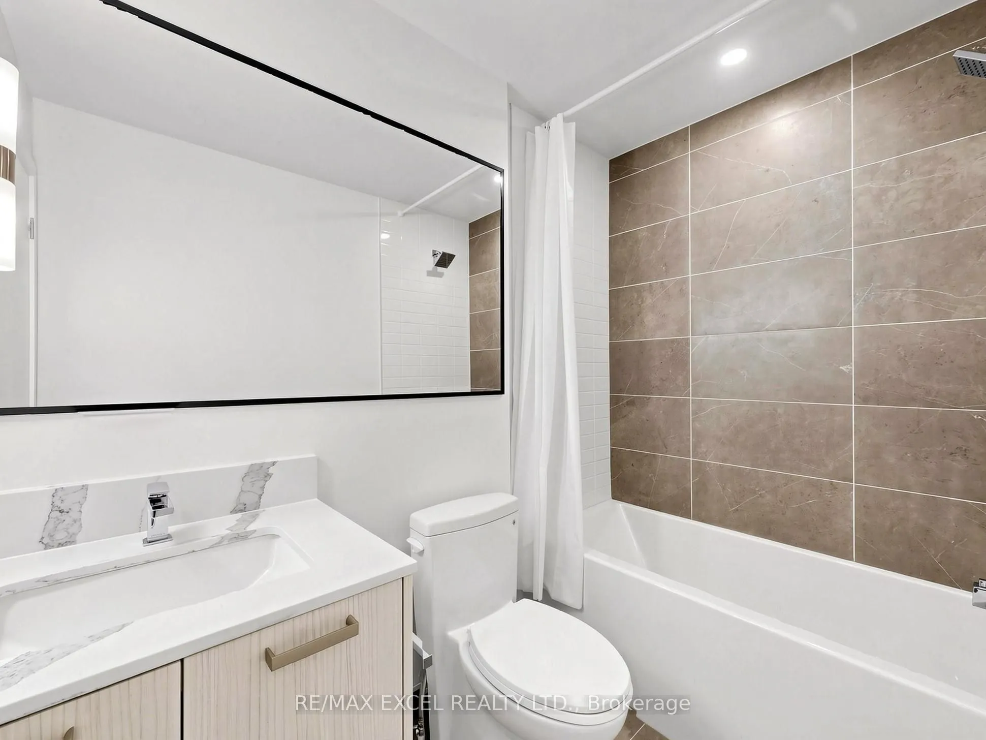 75 Curlew Drive #12