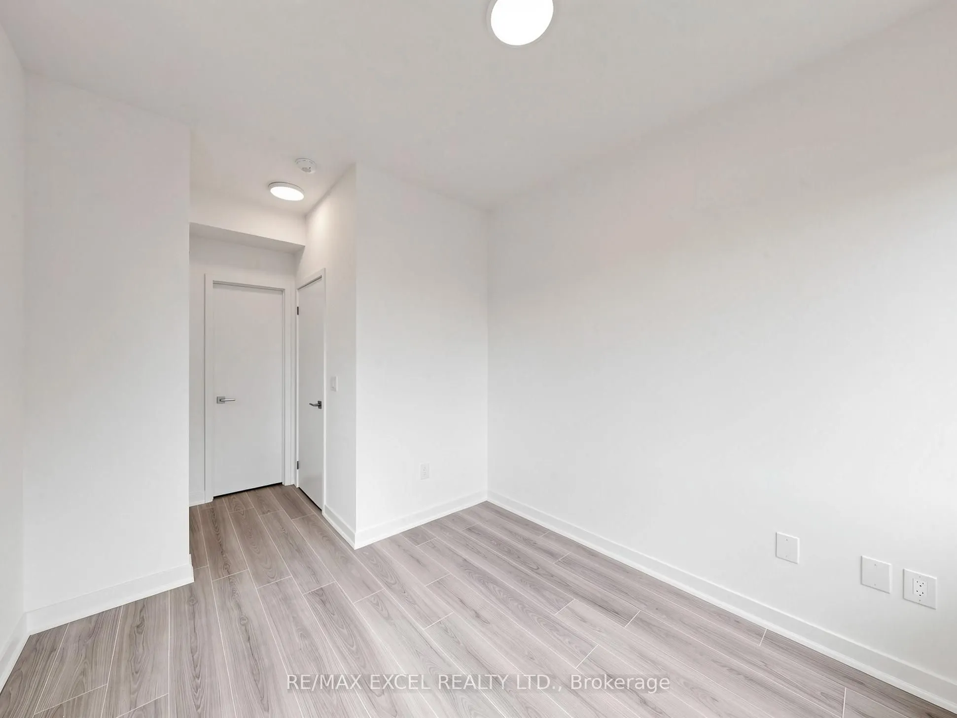 75 Curlew Drive #12
