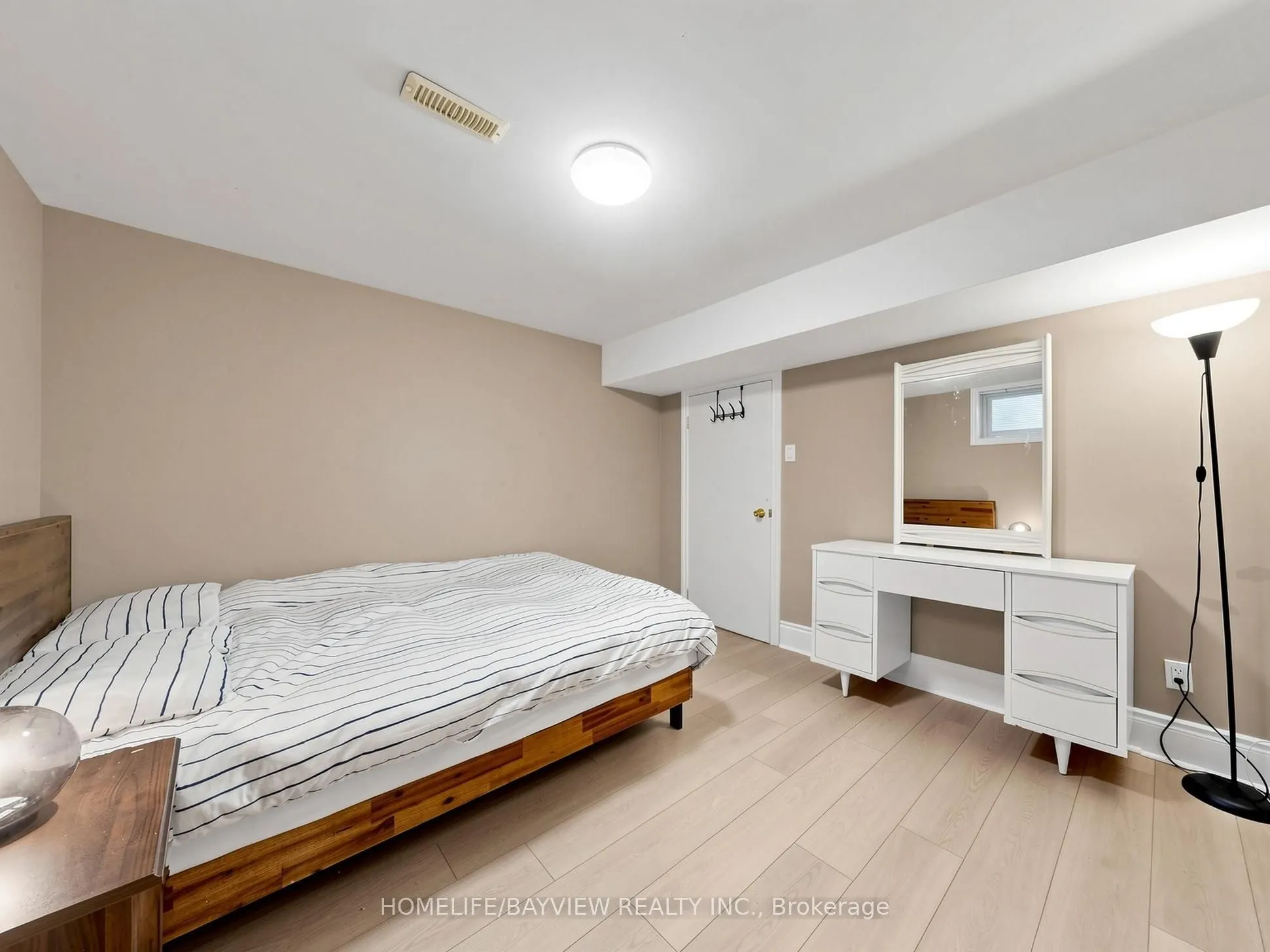 39 Shenstone(Basement) Road