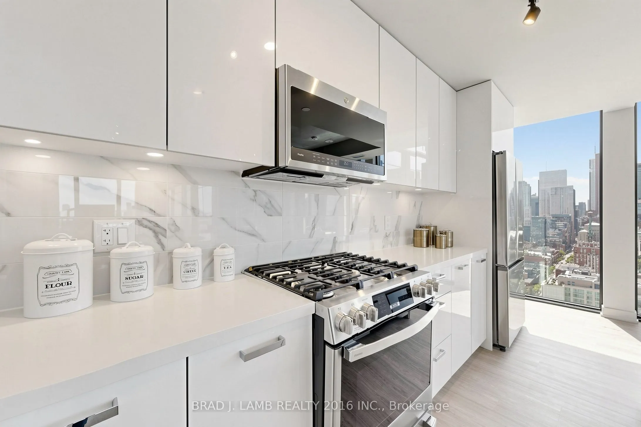 284 King Street E #2803