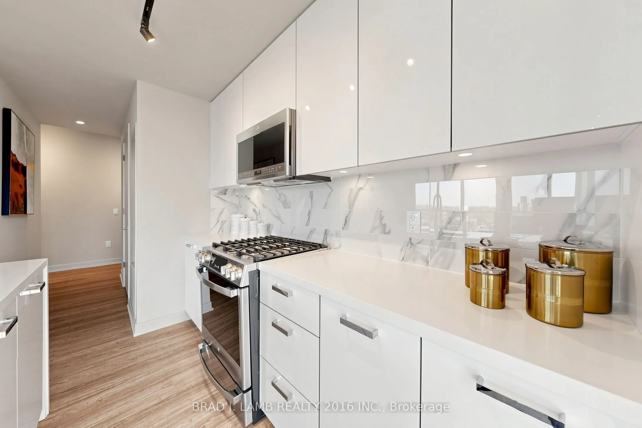 284 King Street E #2803