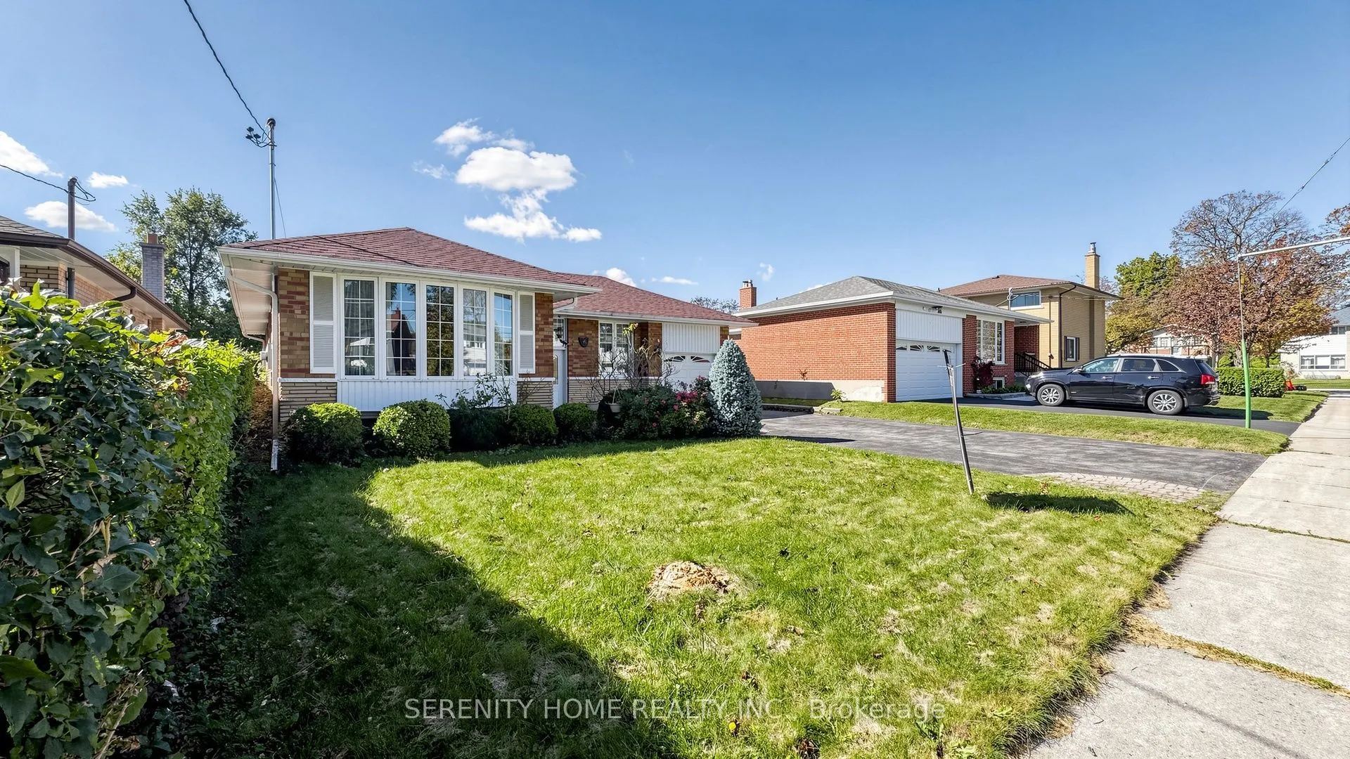 15 Monarchwood Crescent