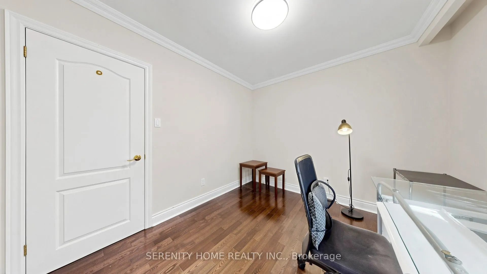 15 Monarchwood Crescent