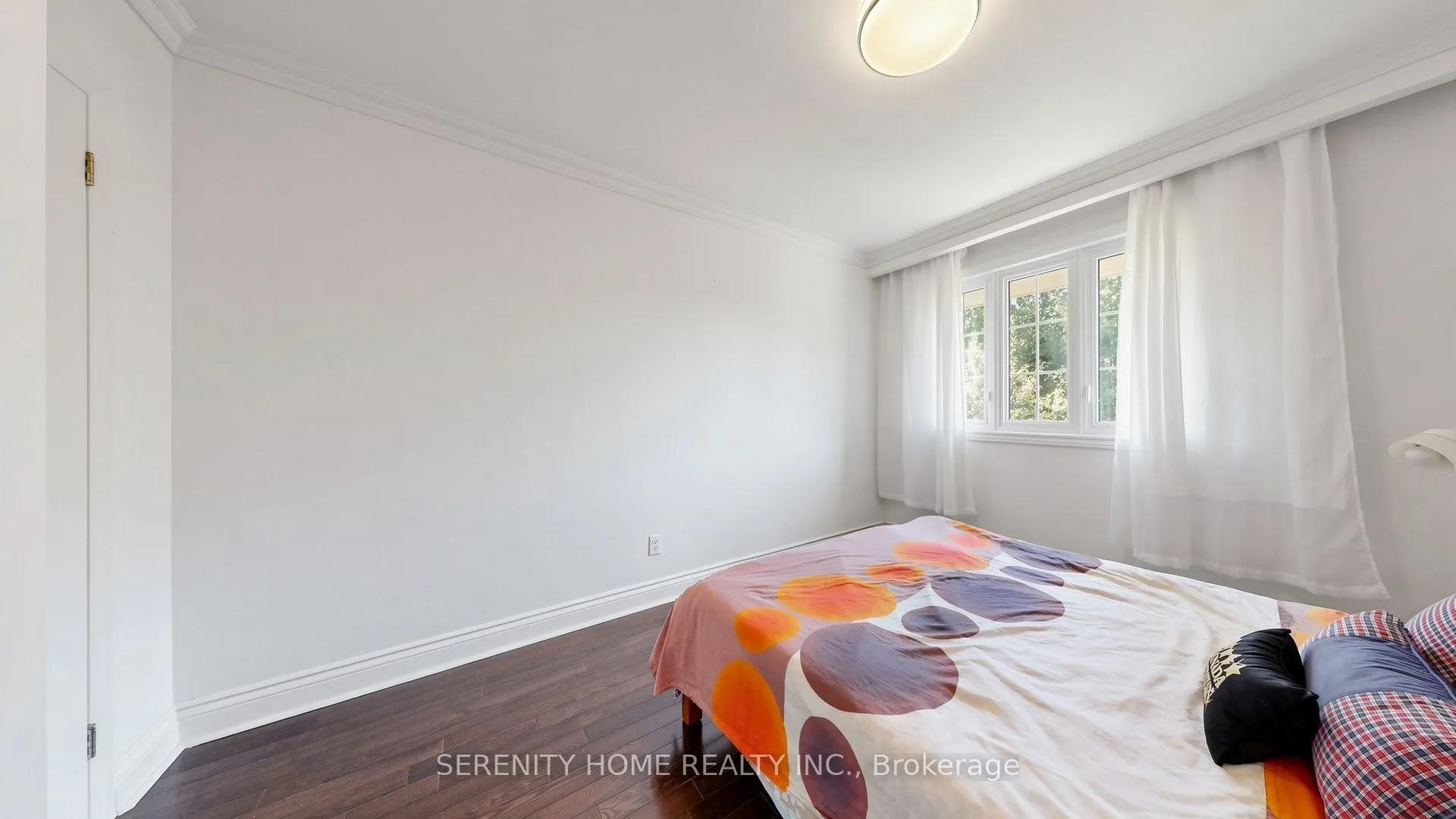 15 Monarchwood Crescent