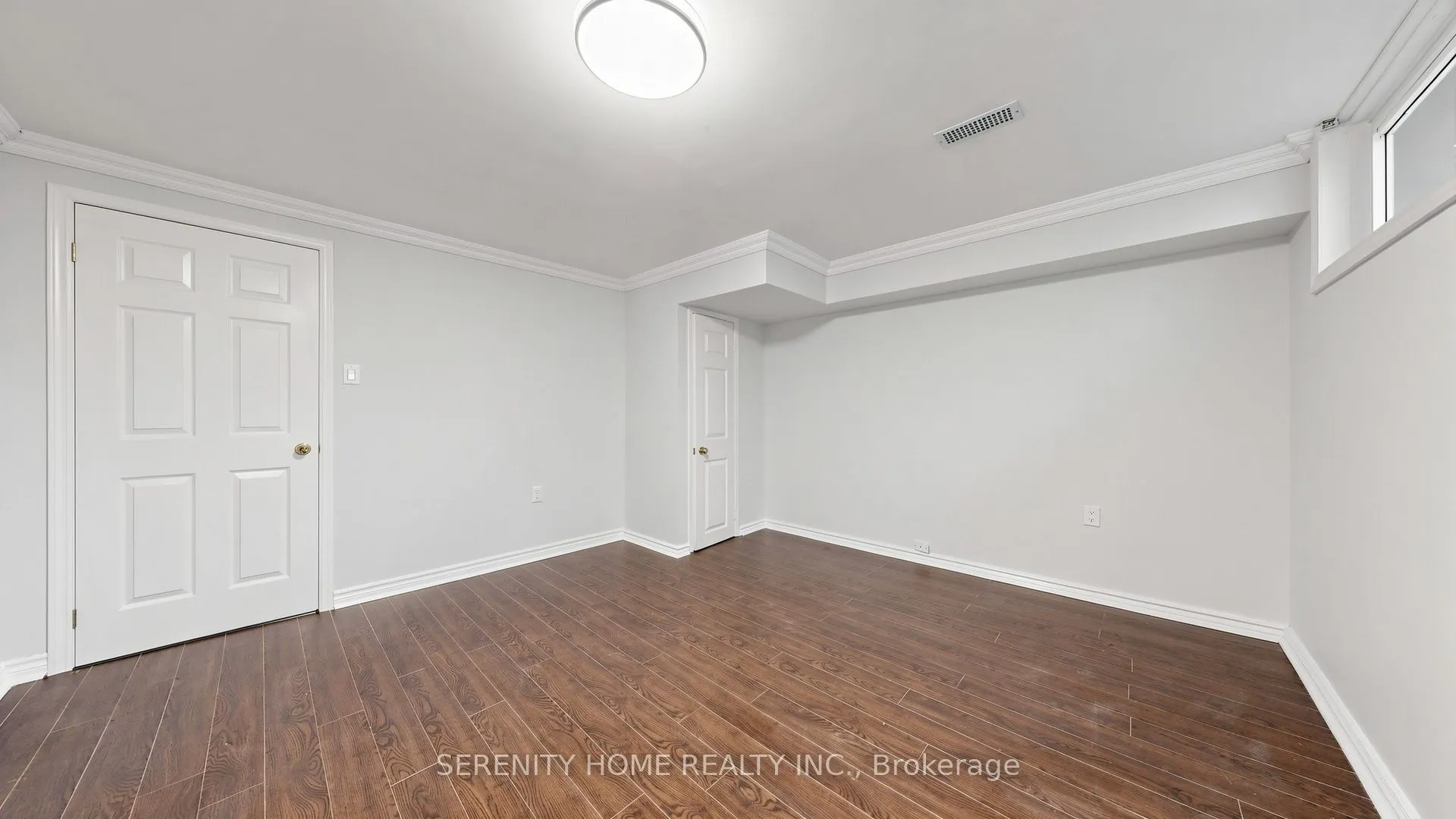 15 Monarchwood Crescent