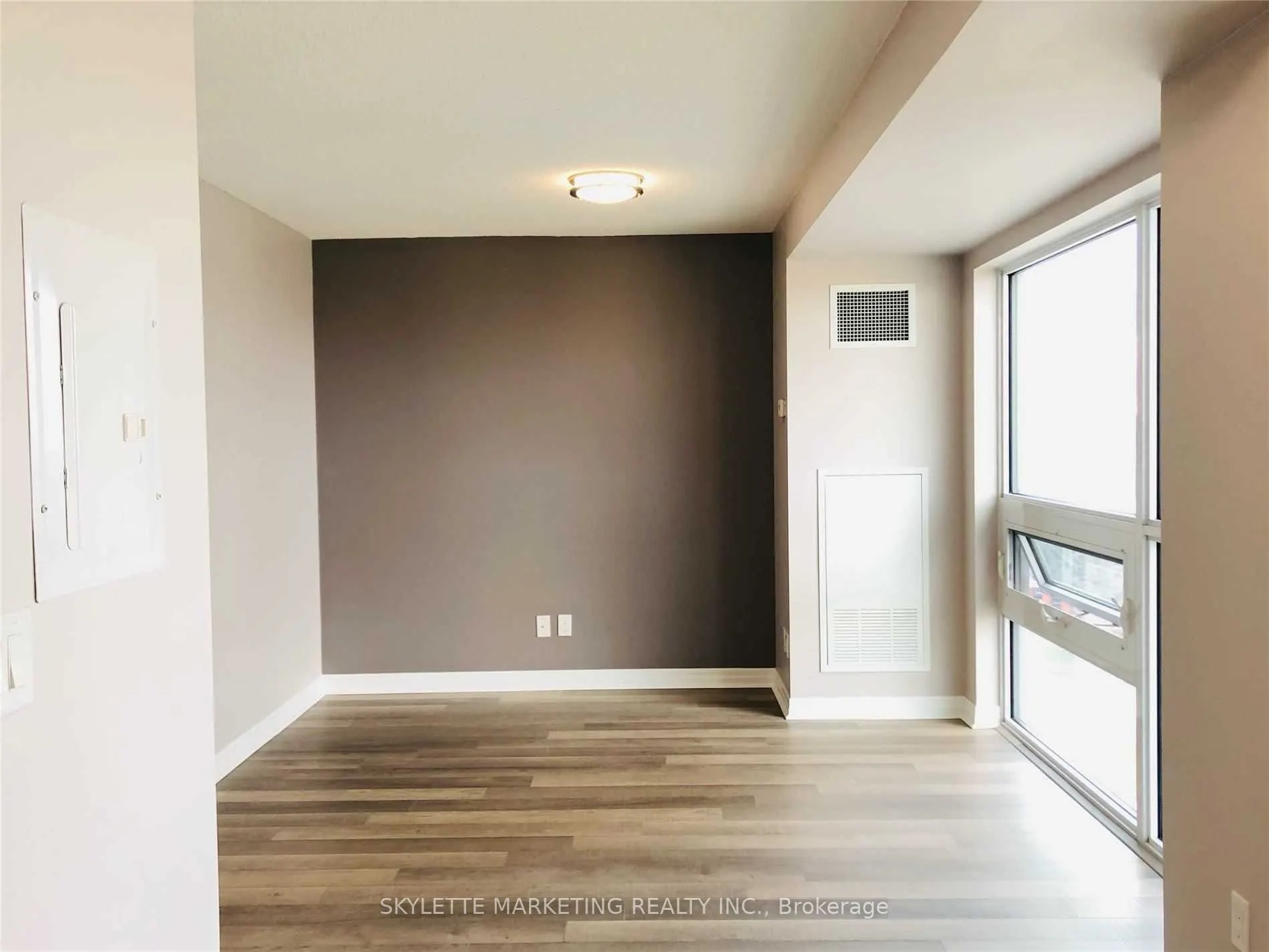 275 Yorkland Road #2203