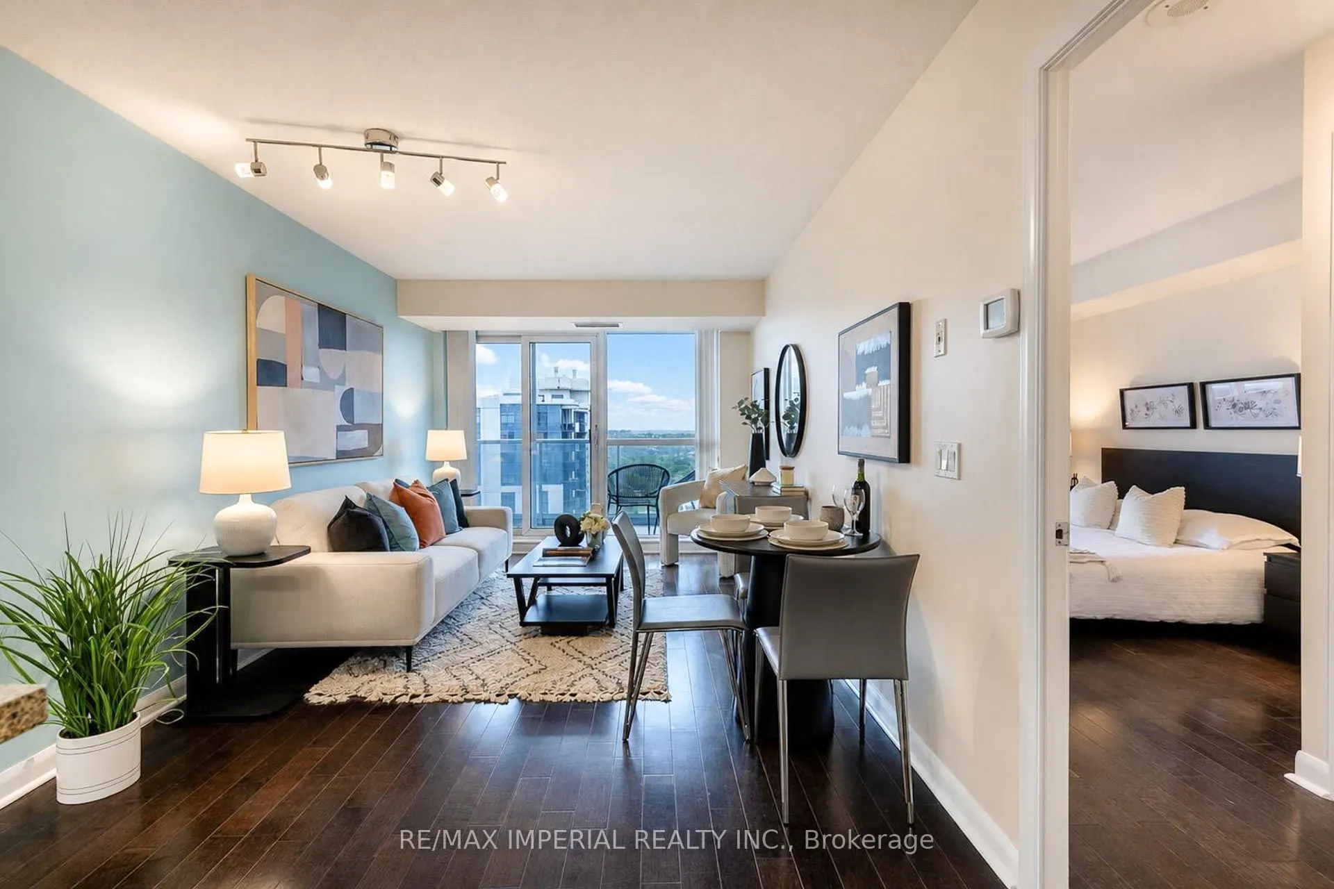4968 yonge Street #2903