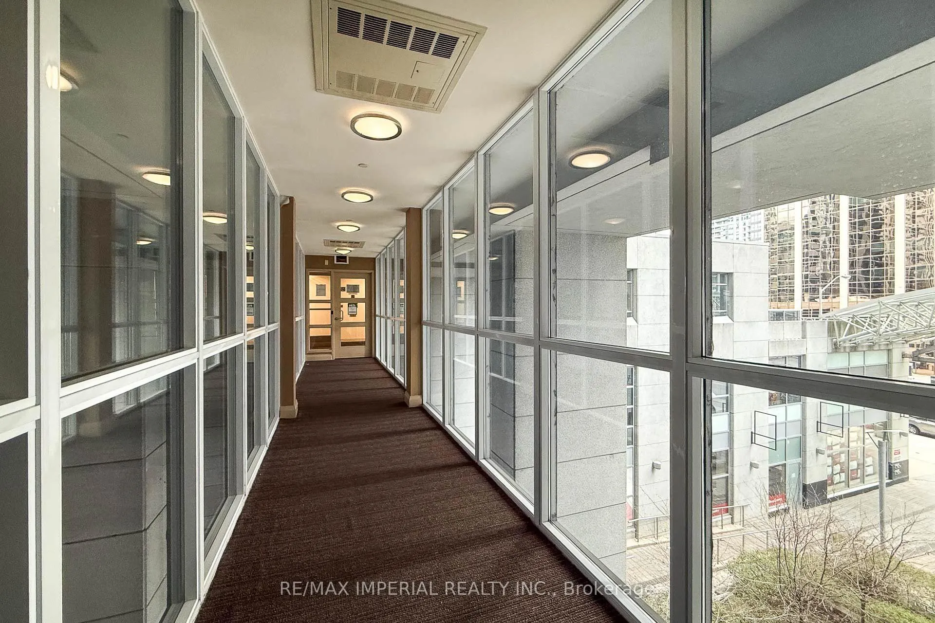 4968 yonge Street #2903
