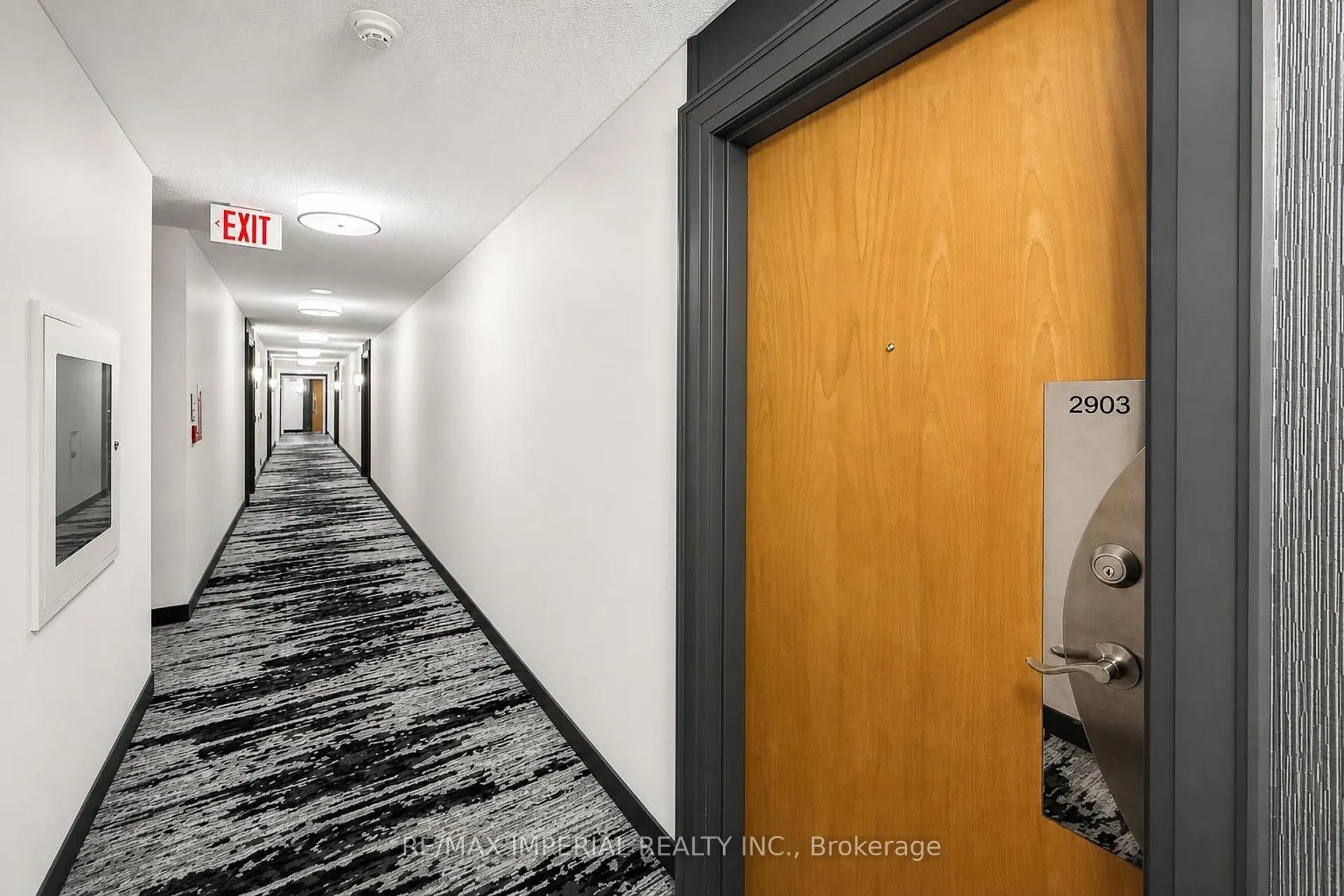 4968 yonge Street #2903