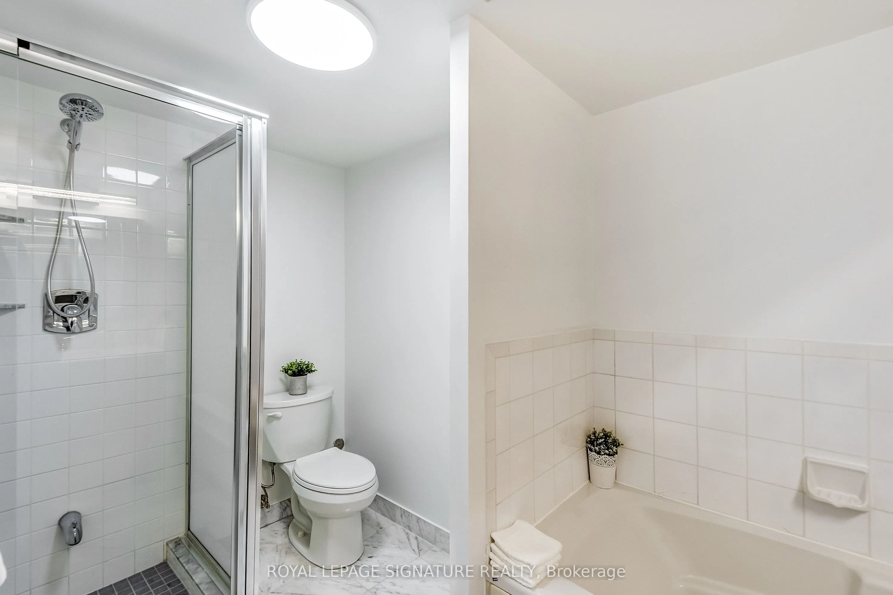 10 Yonge Street #3111