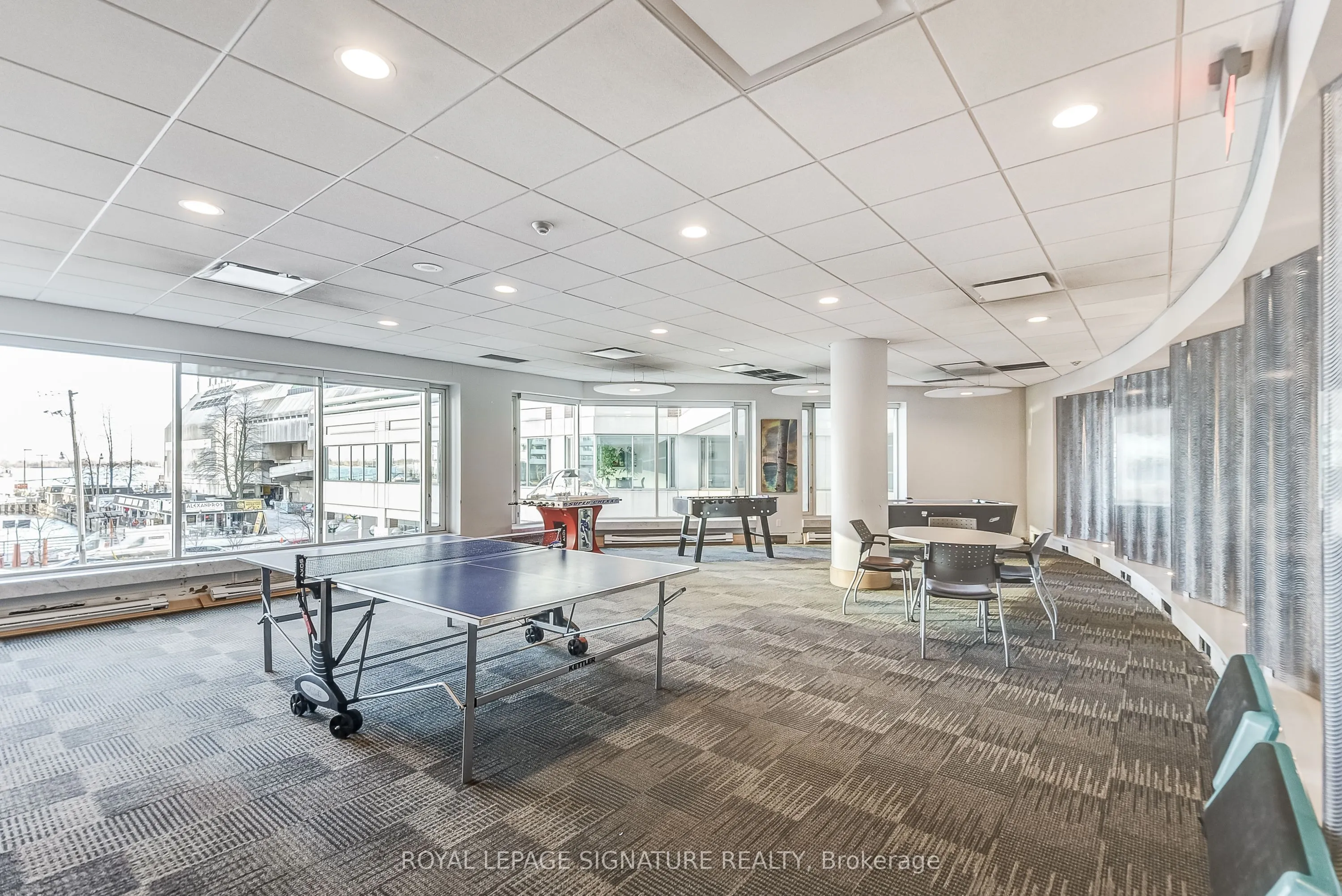 10 Yonge Street #3111