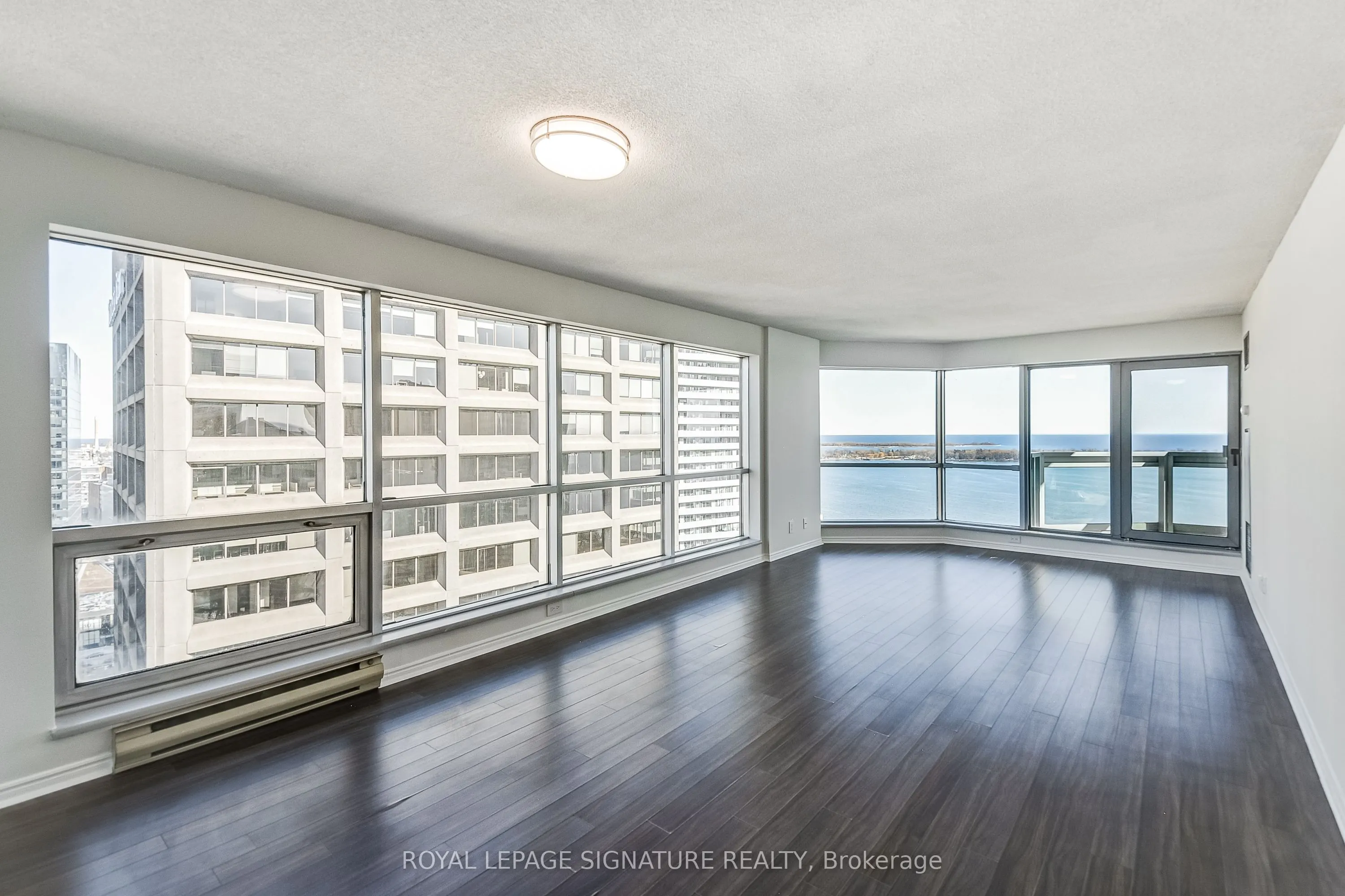 10 Yonge Street #3111