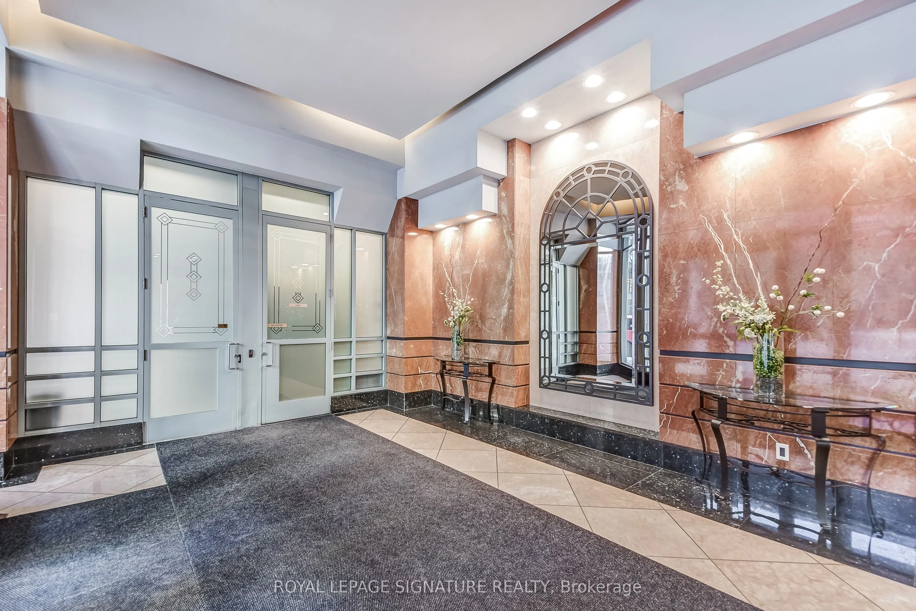 10 Yonge Street #3111