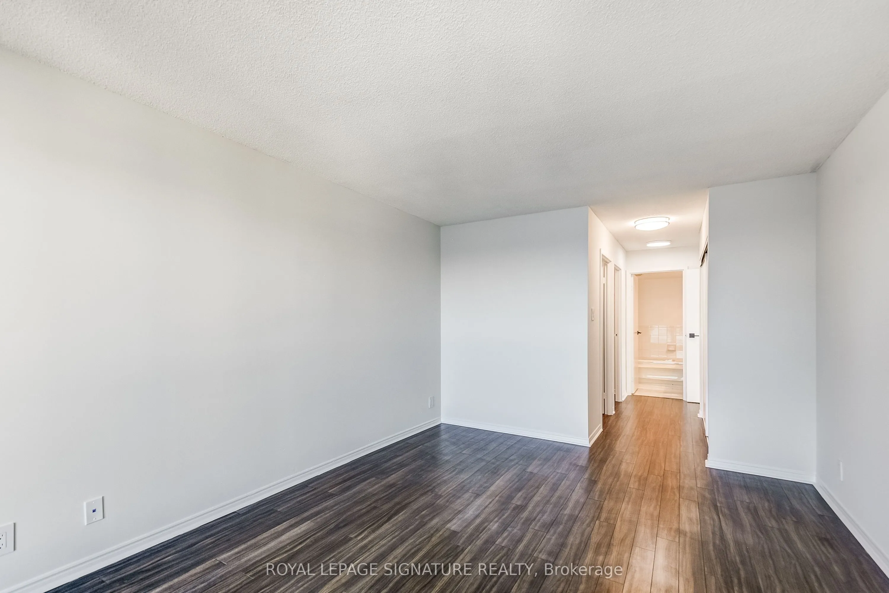 10 Yonge Street #3111