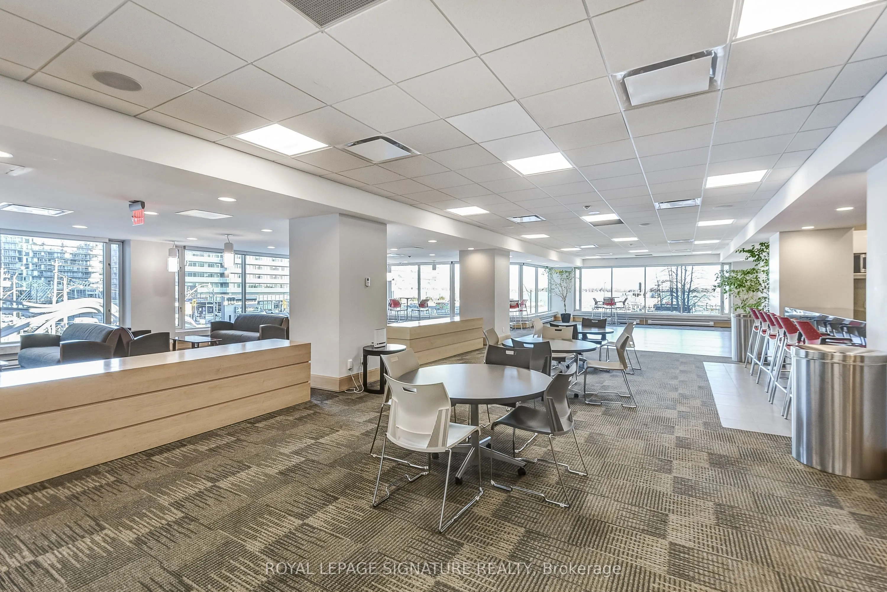 10 Yonge Street #3111