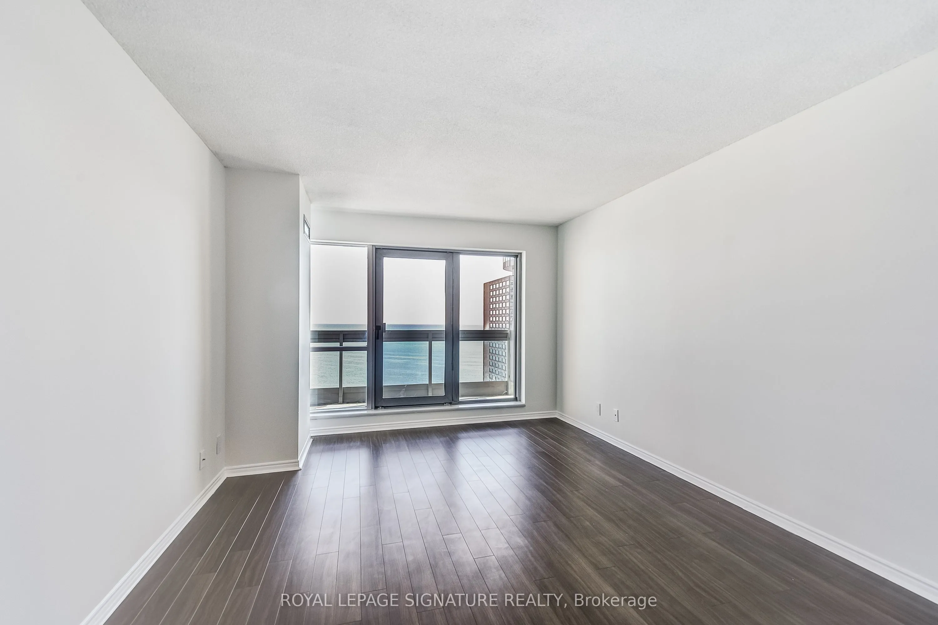 10 Yonge Street #3111