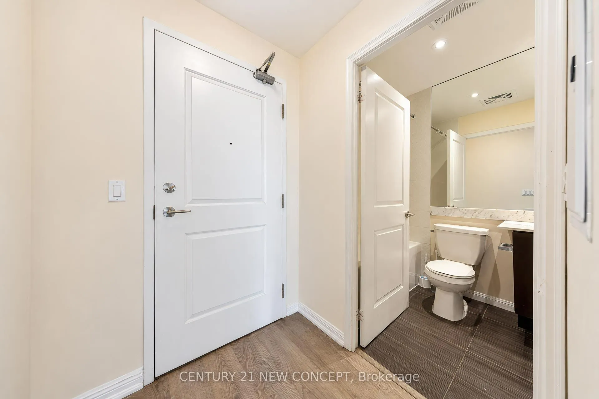 65 East Liberty Street #1609
