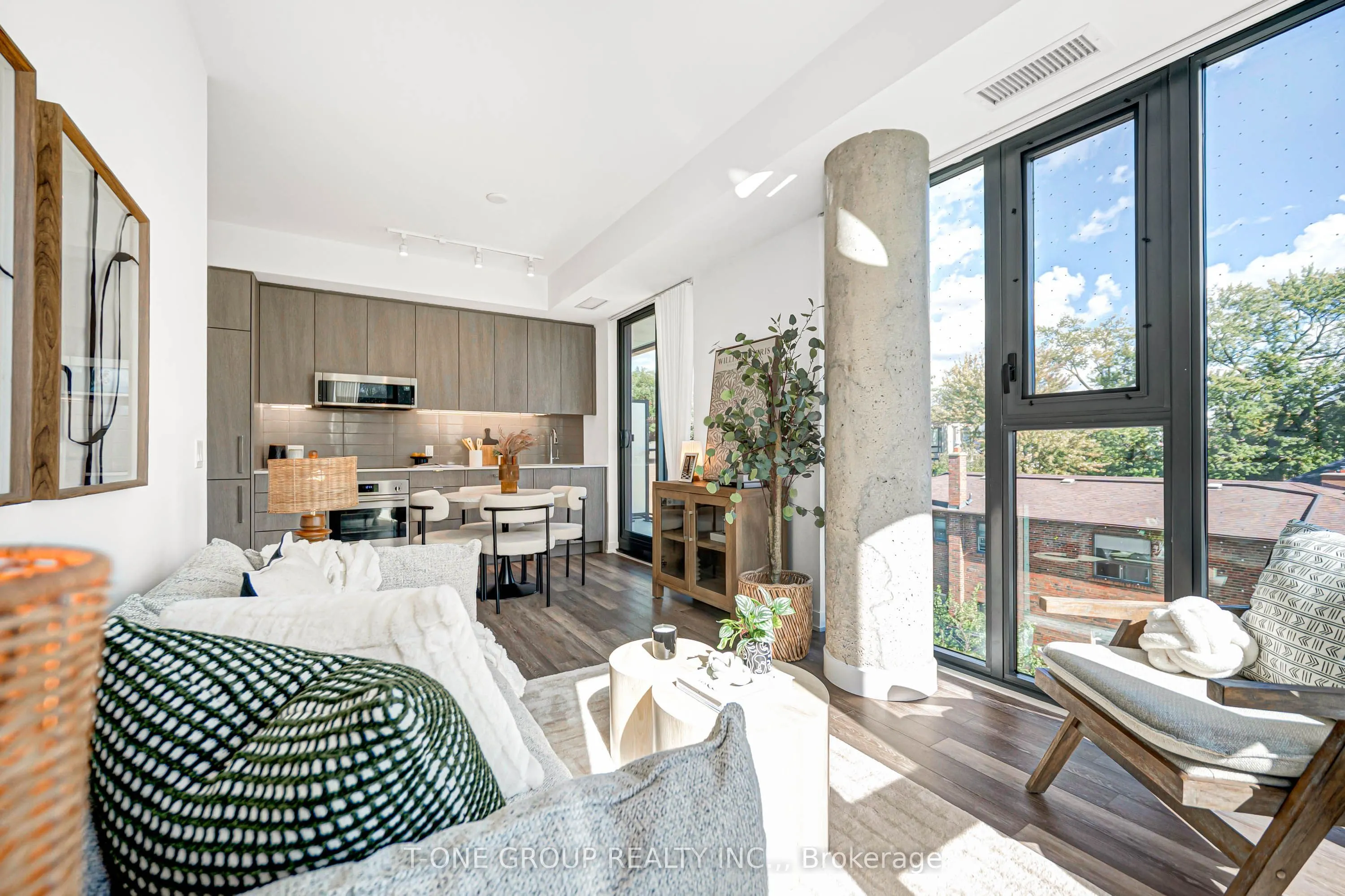 250 Lawrence Avenue W #309