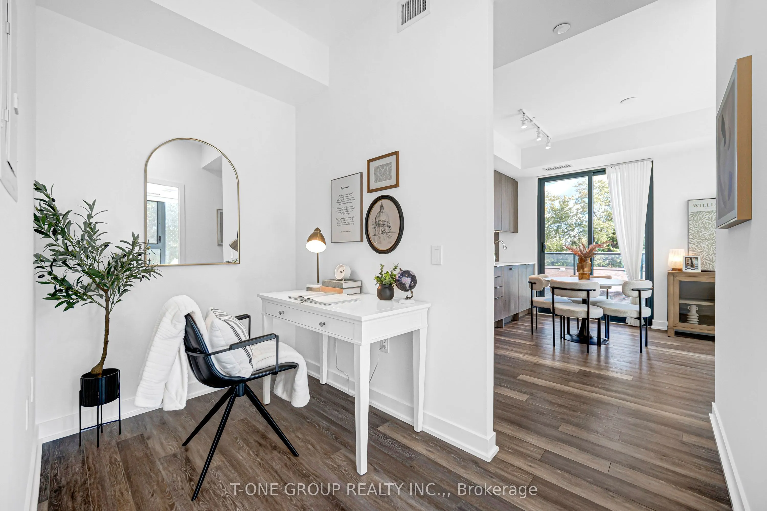 250 Lawrence Avenue W #309