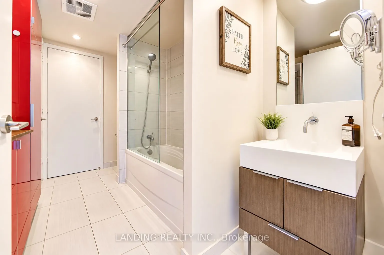 110 Charles Street E #3404