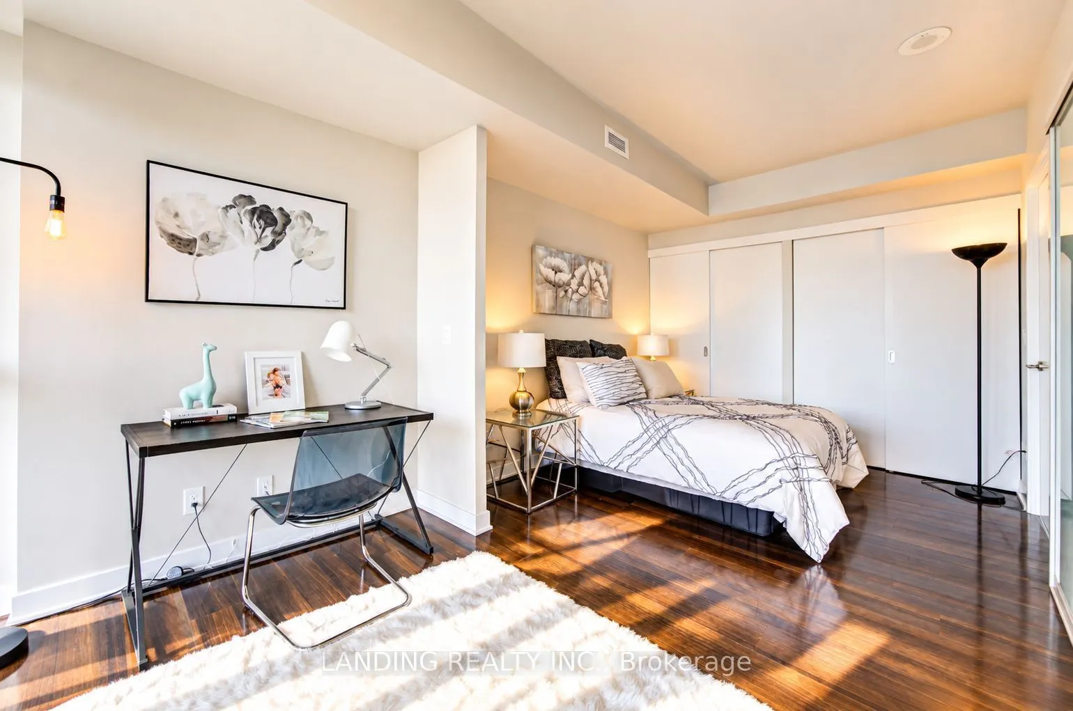 110 Charles Street E #3404