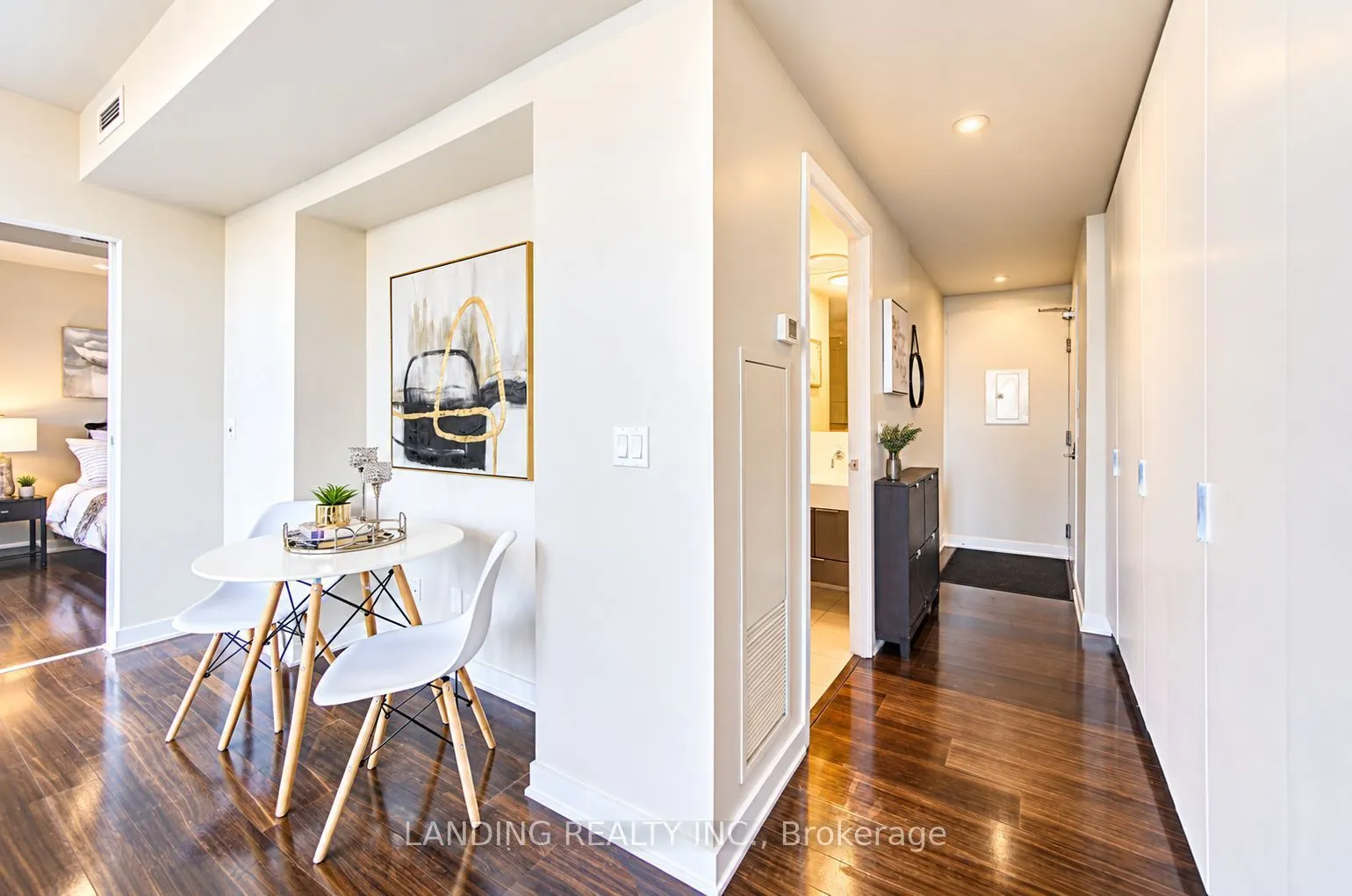 110 Charles Street E #3404