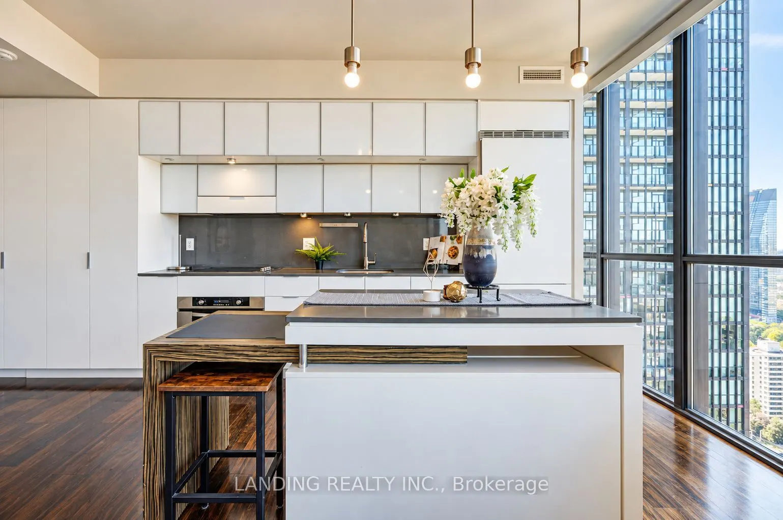 110 Charles Street E #3404