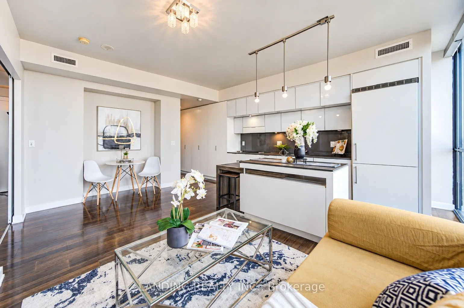 110 Charles Street E #3404