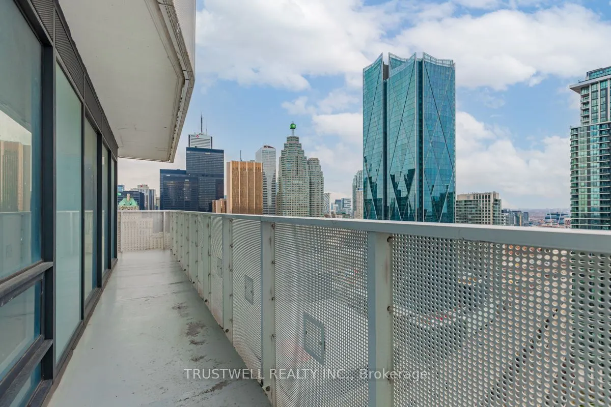 88 Harbour Street #3404