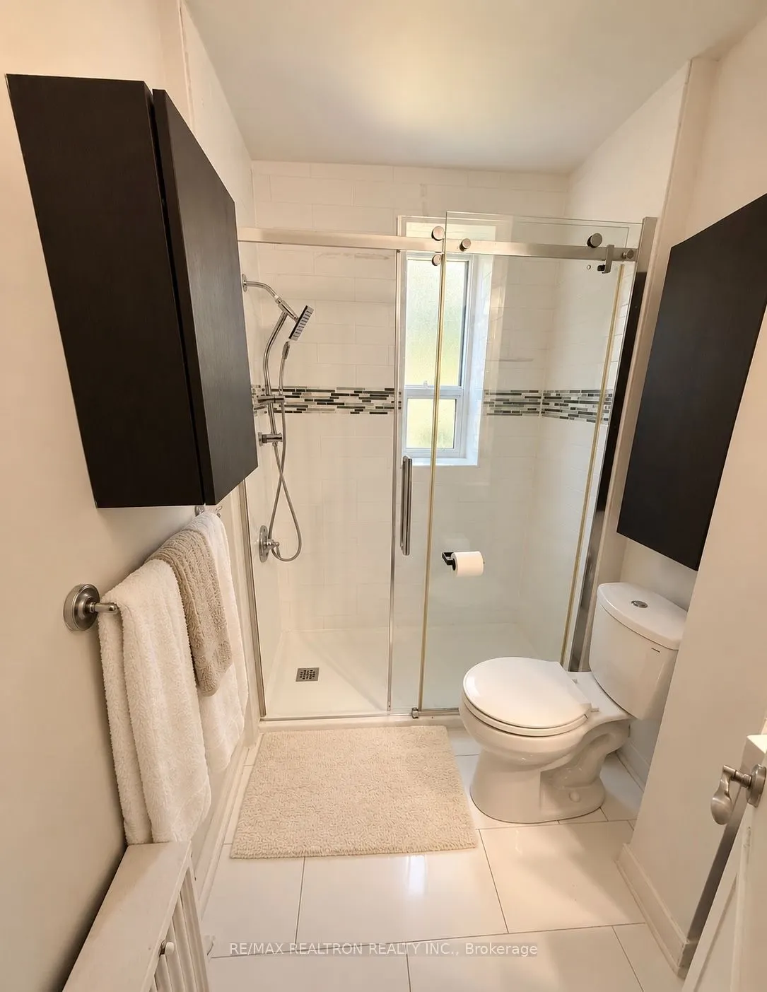 2 Ridelle Avenue #106