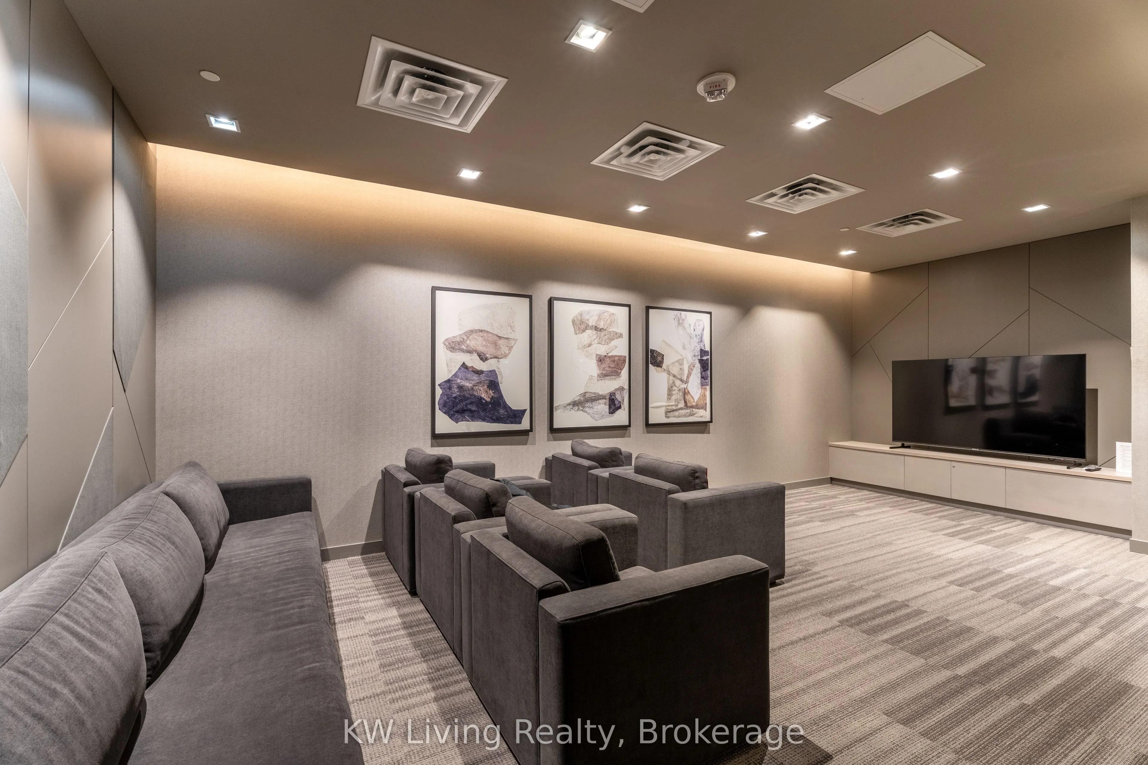 180 Fairview Mall Drive #201
