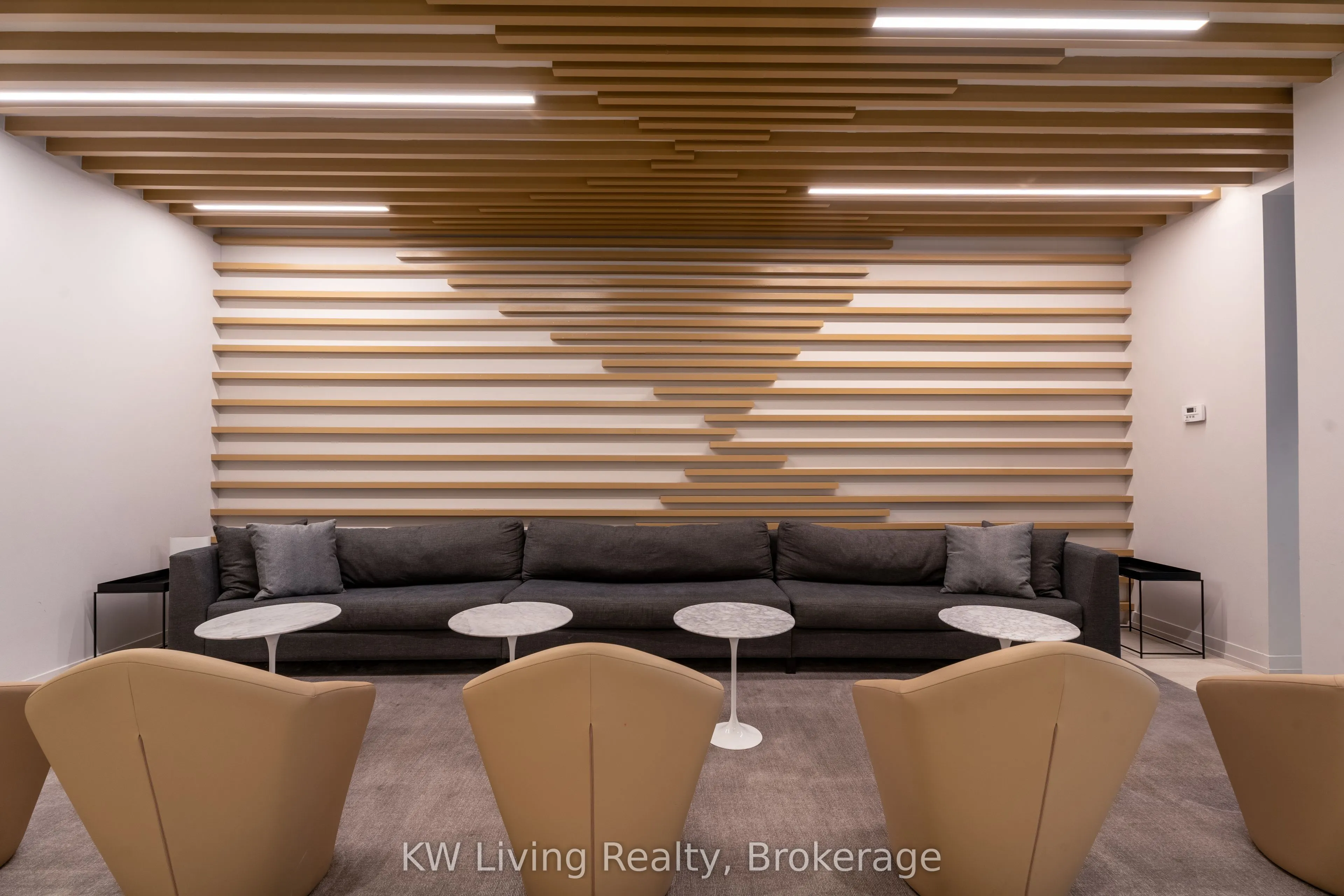 180 Fairview Mall Drive #201