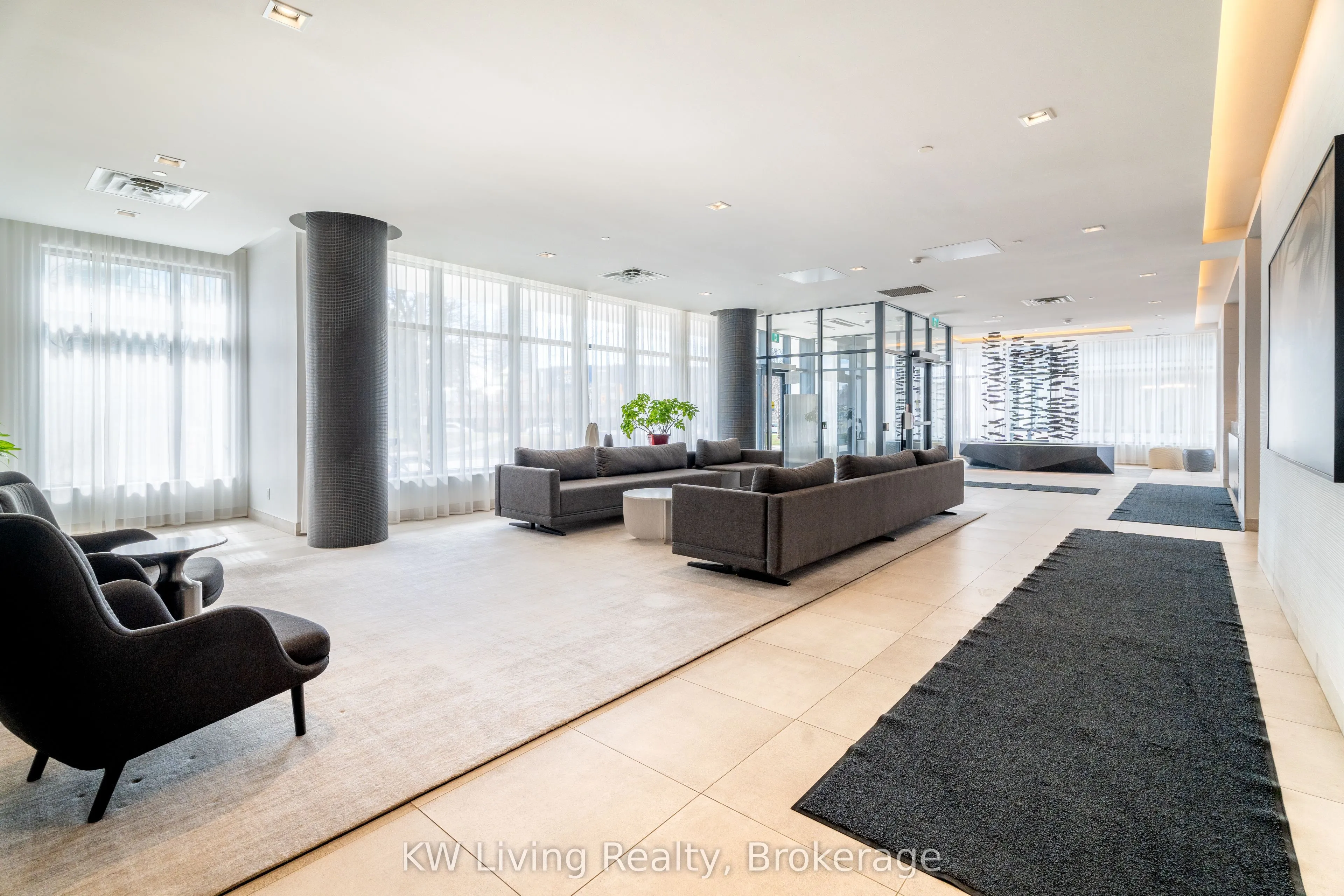 180 Fairview Mall Drive #201