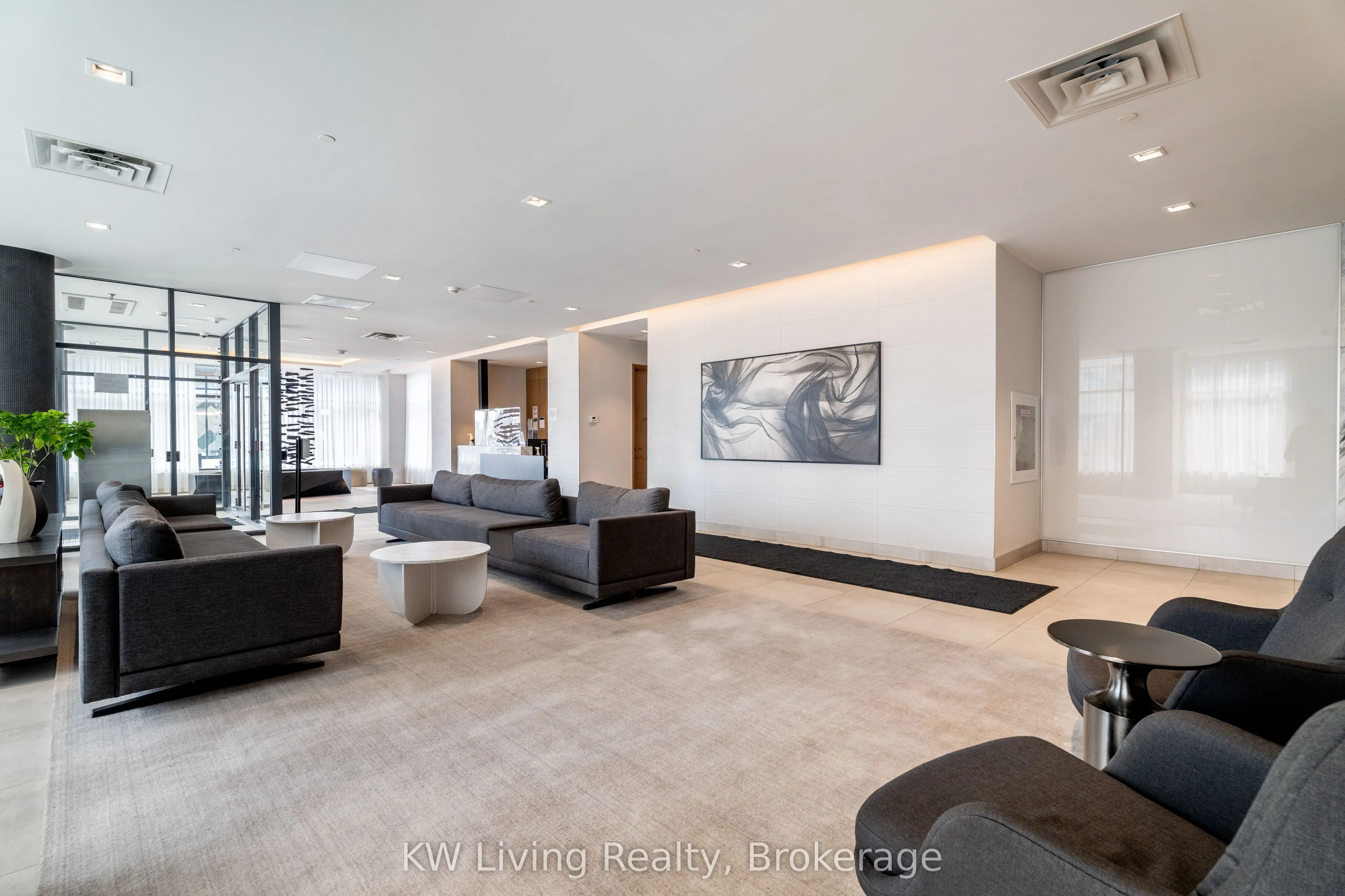 180 Fairview Mall Drive #201