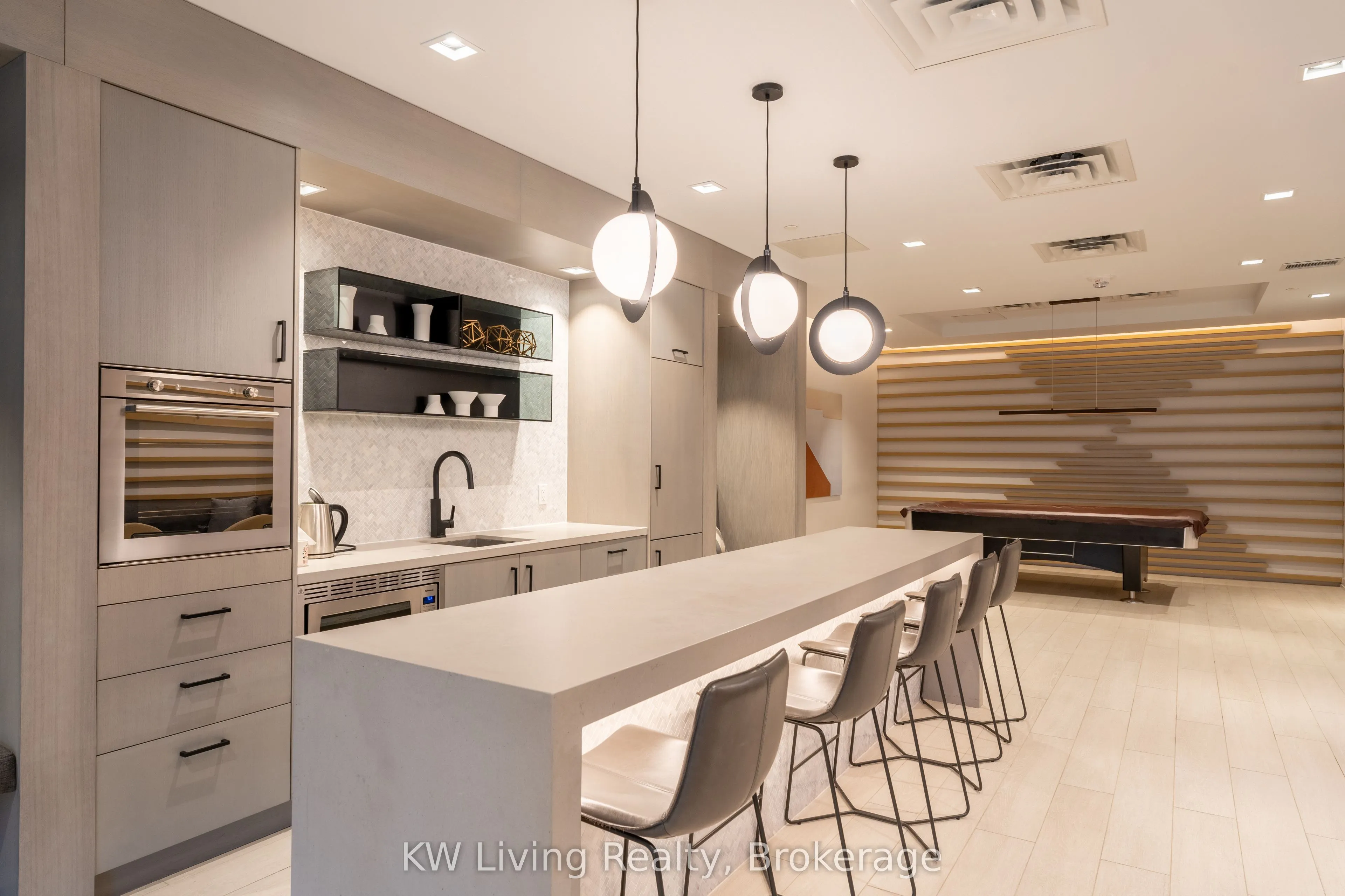 180 Fairview Mall Drive #201