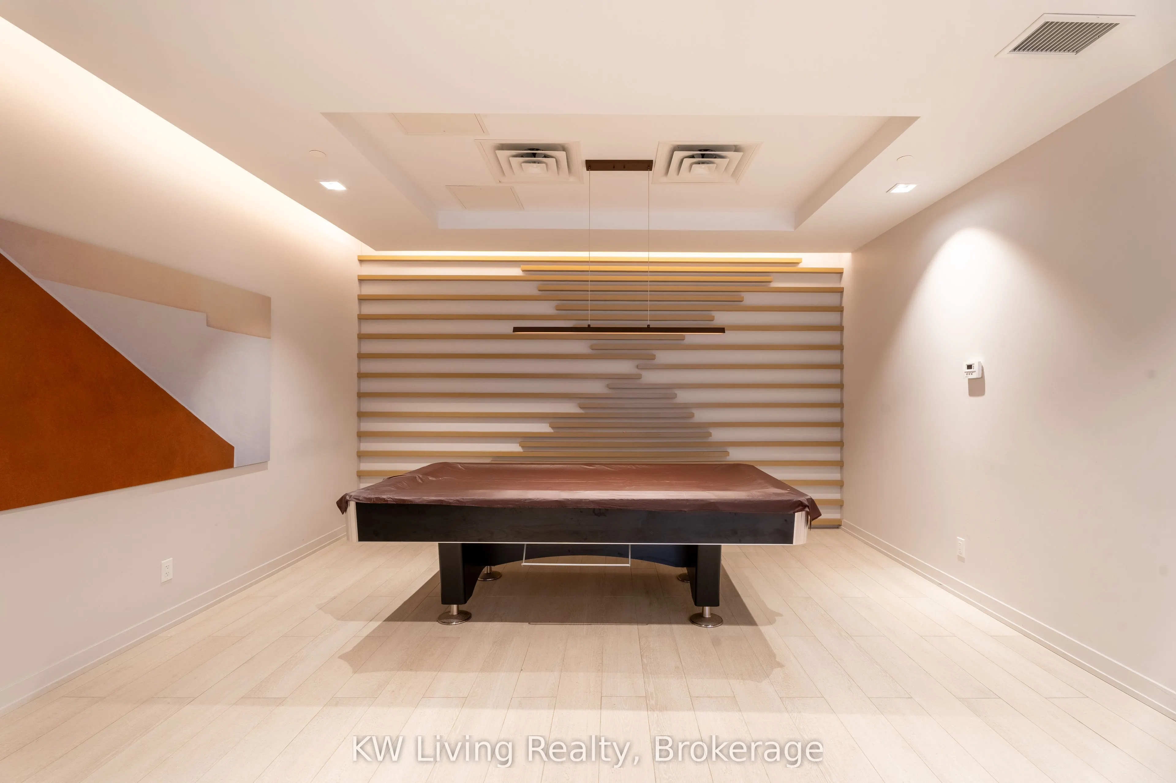 180 Fairview Mall Drive #201