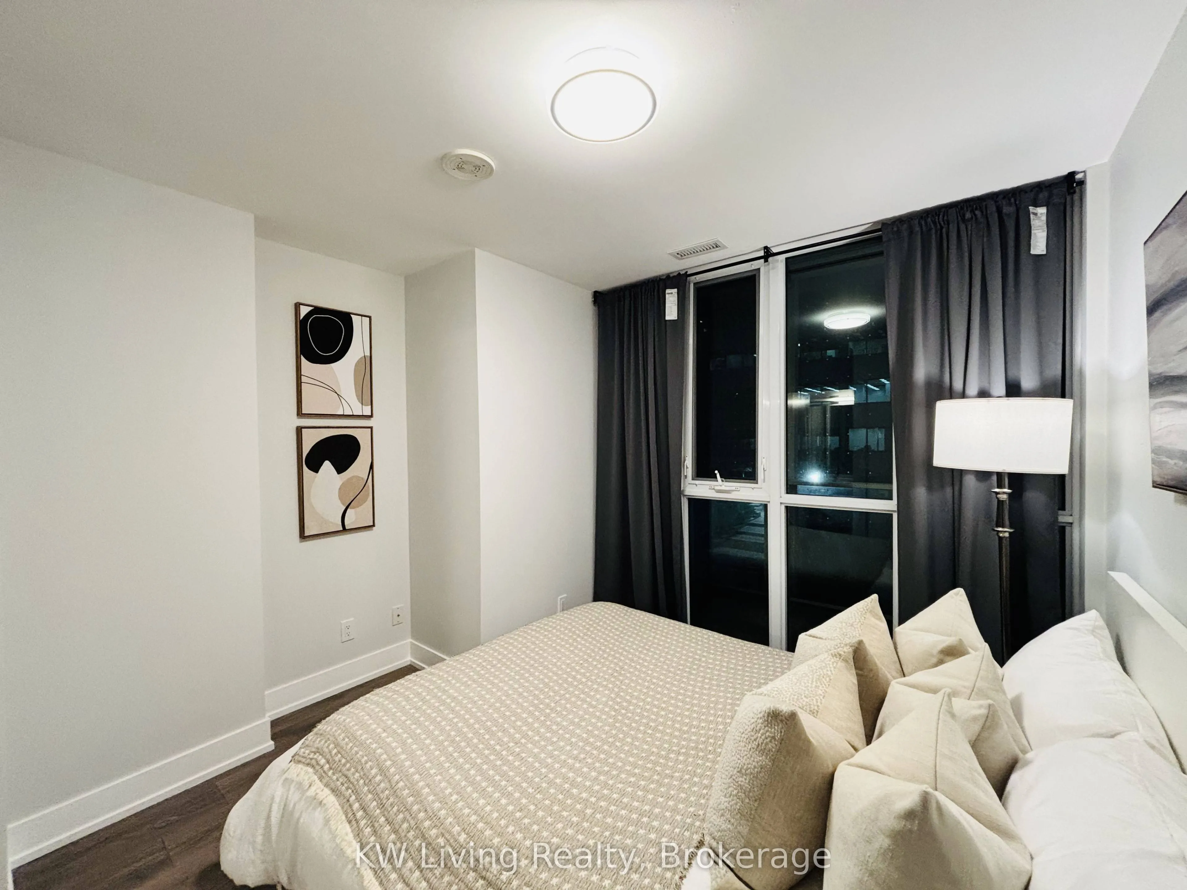180 Fairview Mall Drive #201