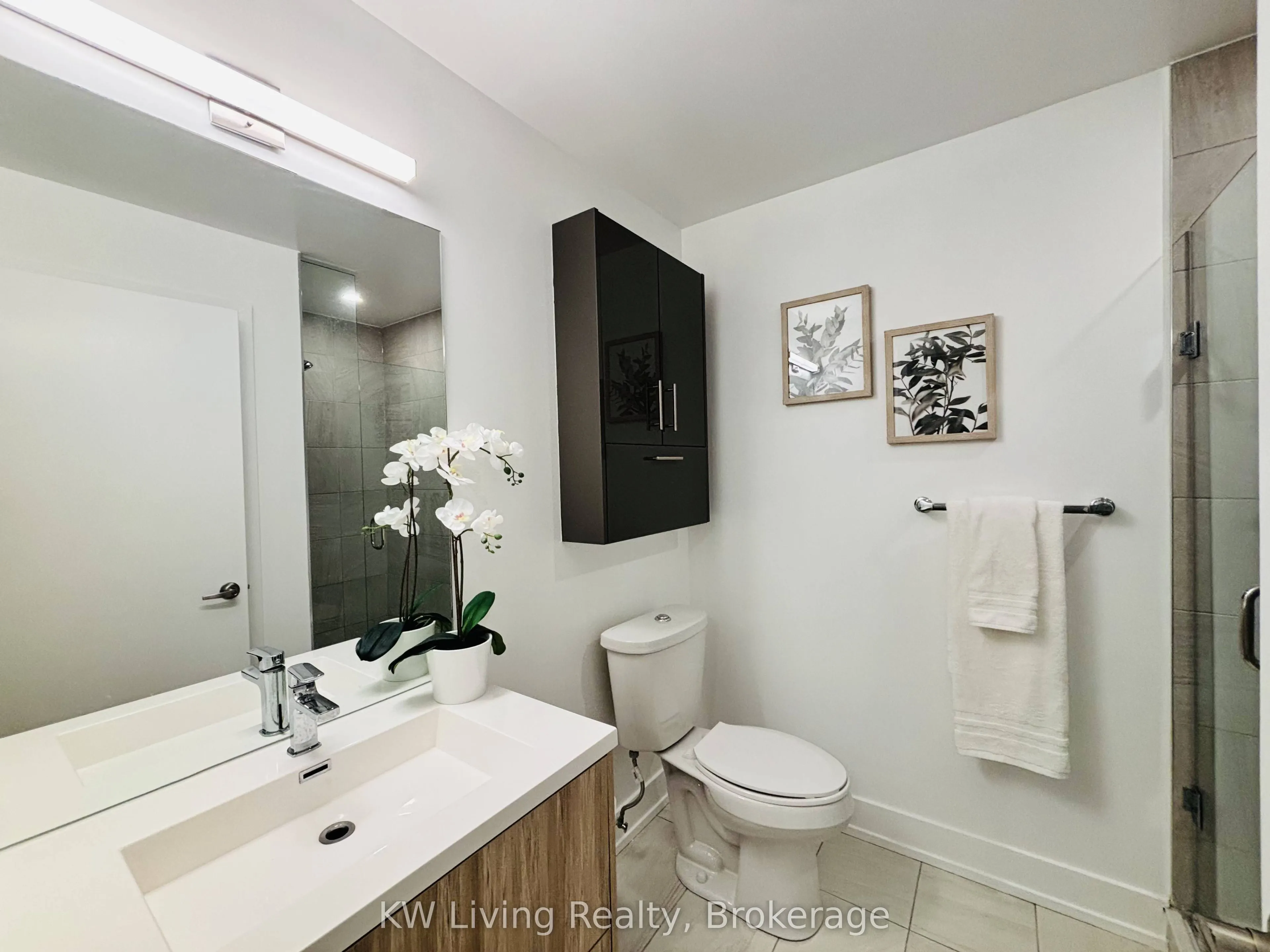 180 Fairview Mall Drive #201